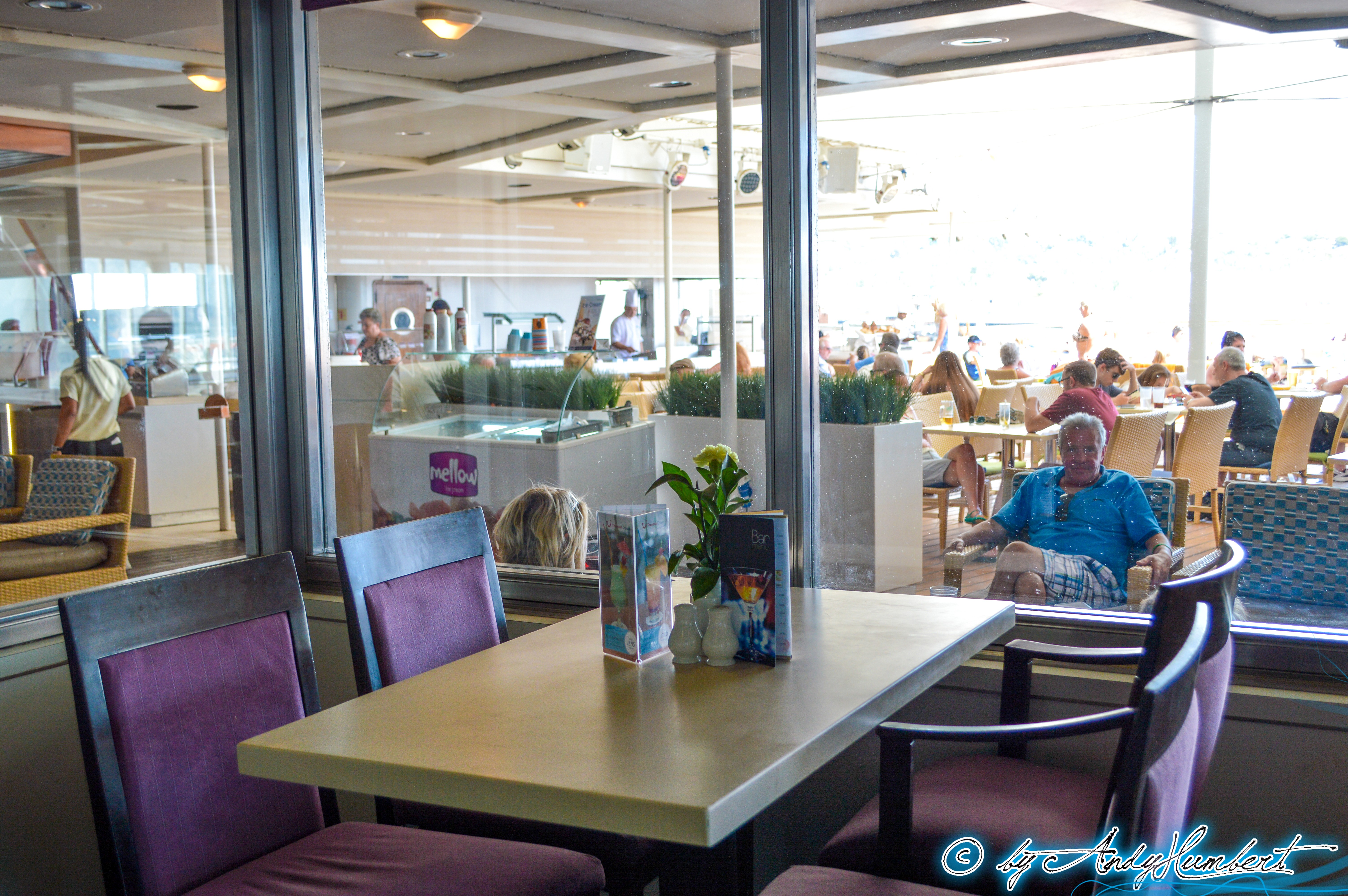 Lido Restaurant (pont 5)