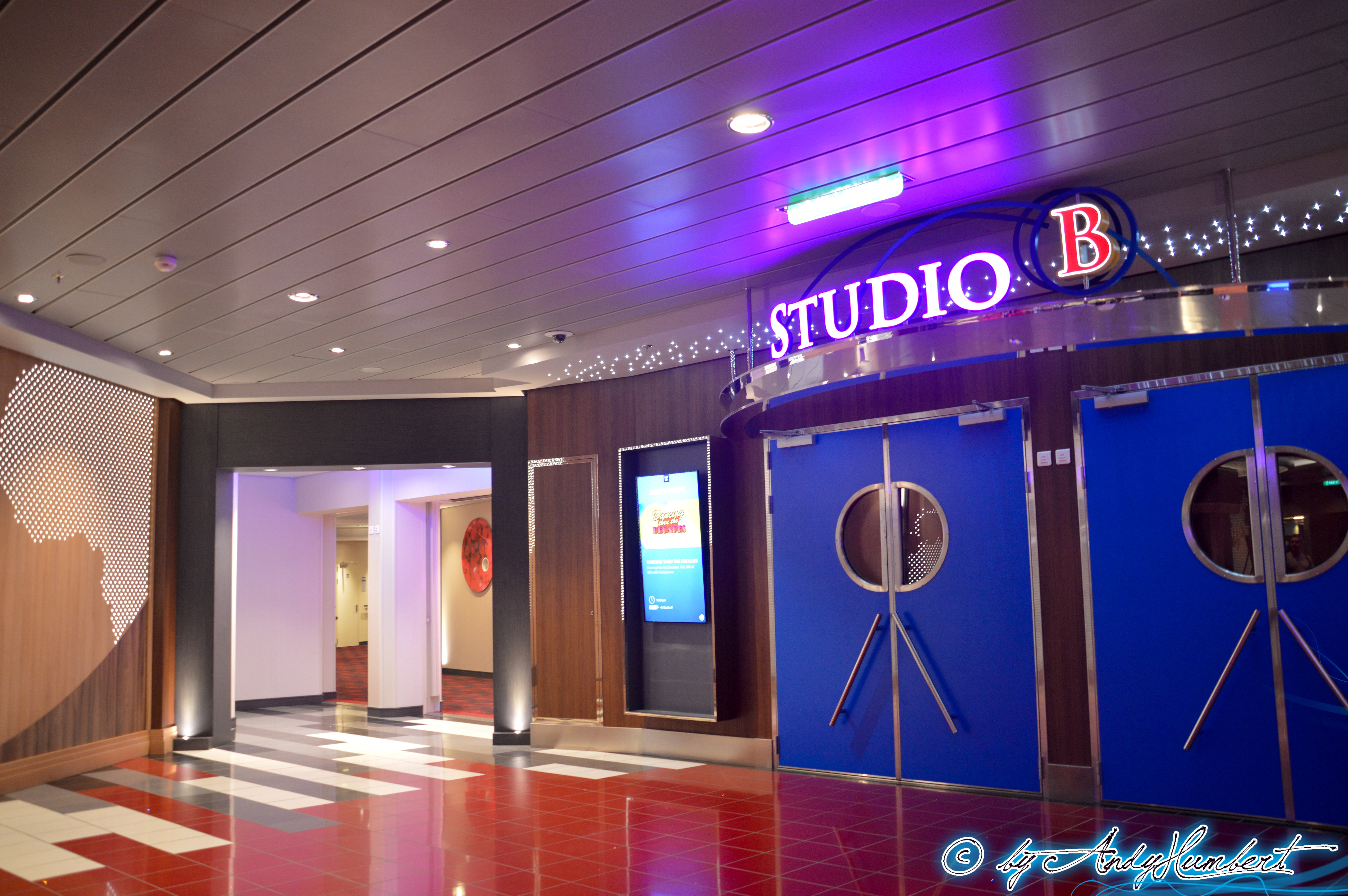 Studio B (ponts 3 & 4)