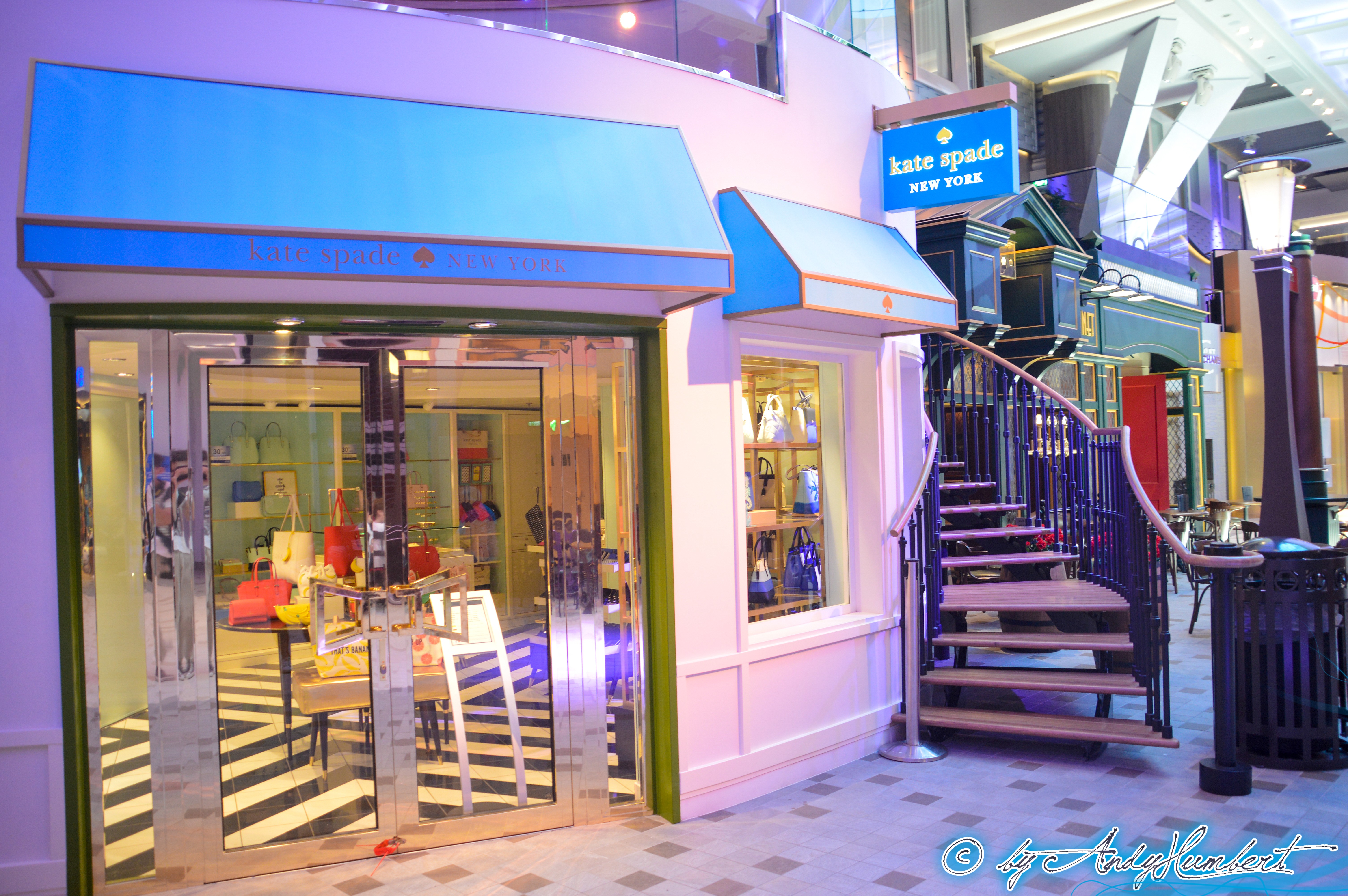 Royal Promenade (ponts 5 & 6)