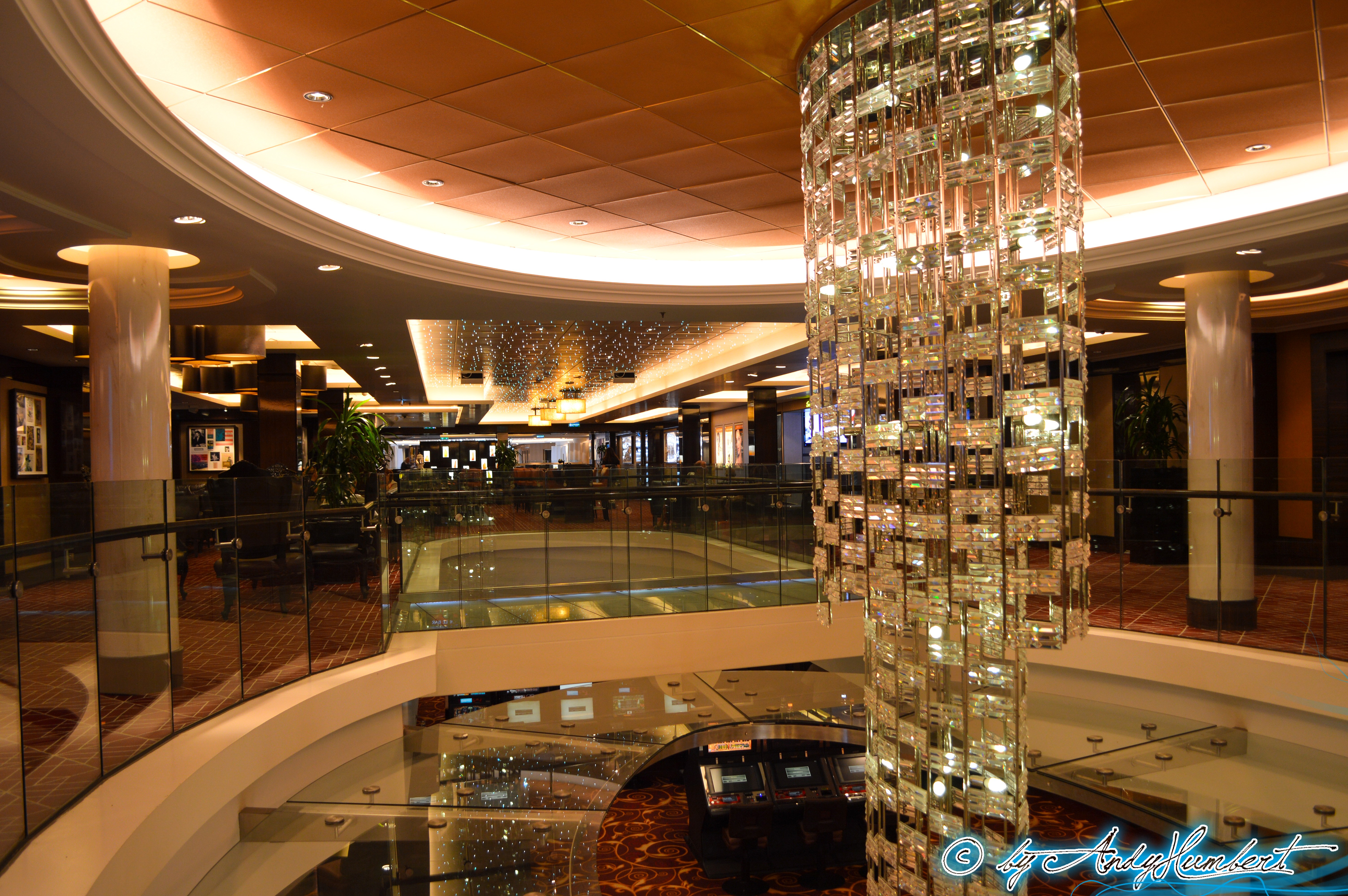 Cascades Bar (pont 6)