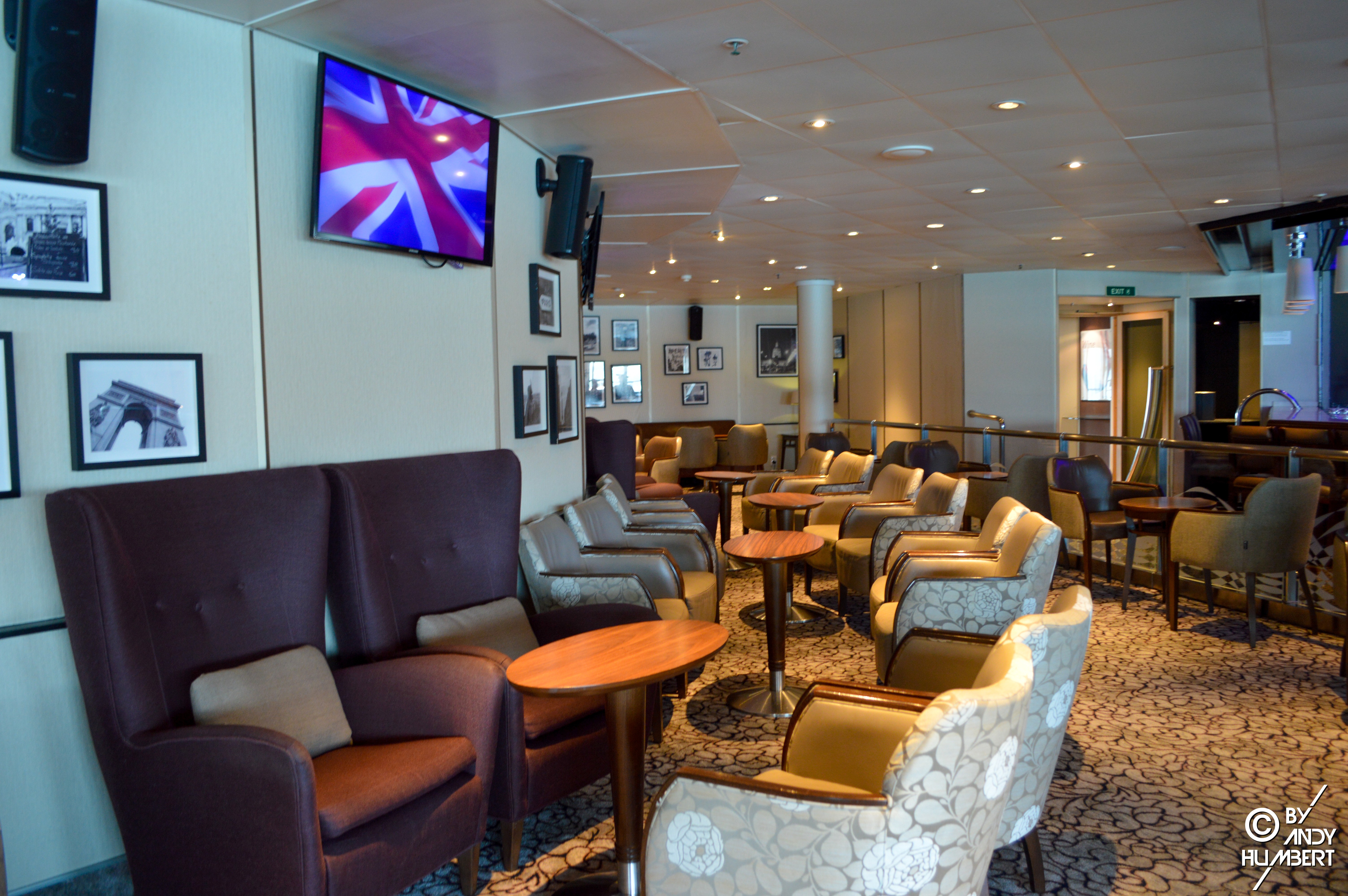 Le Club (pont 7)