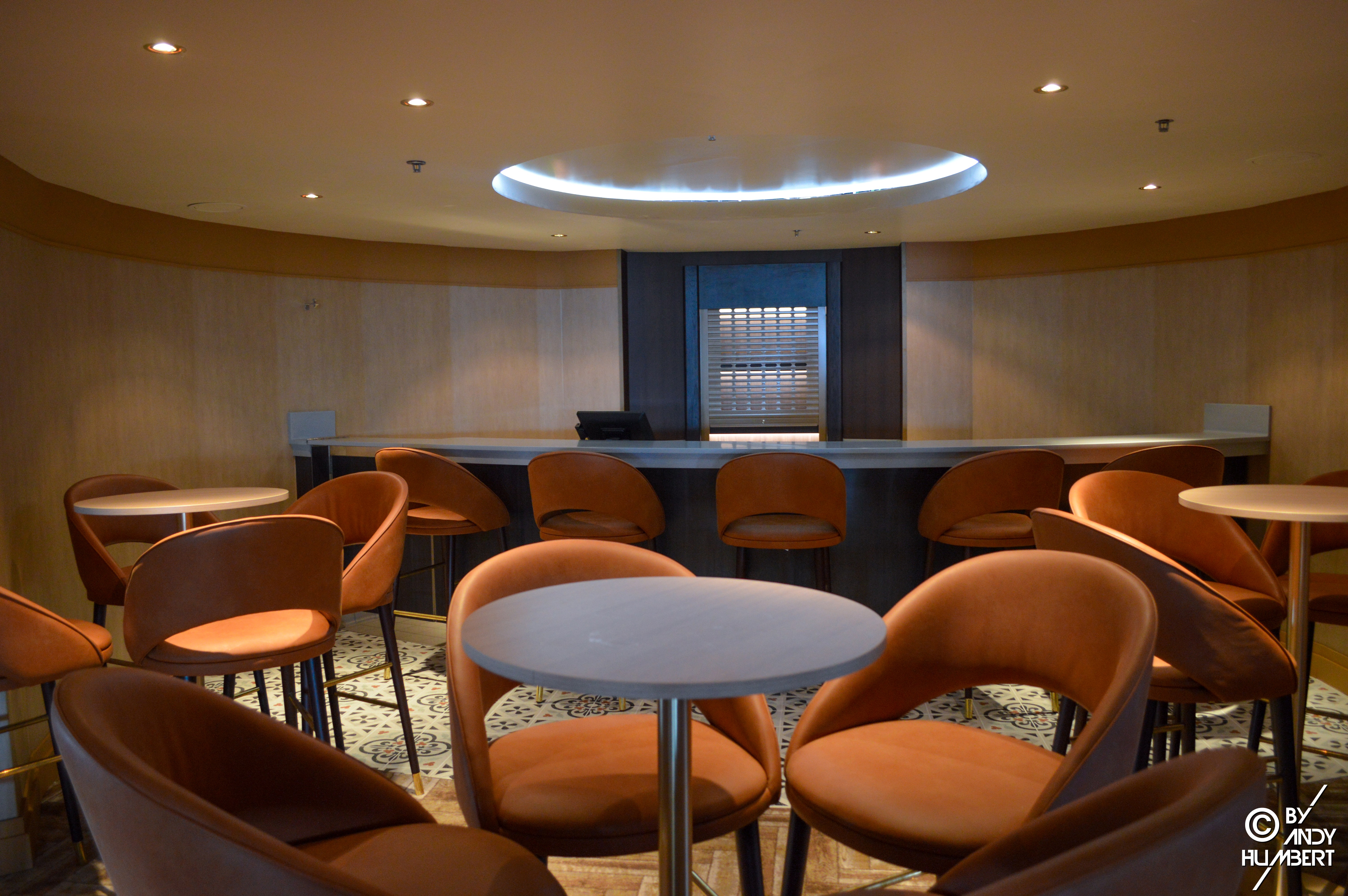 Gin & Whisky Bar (pont 7)