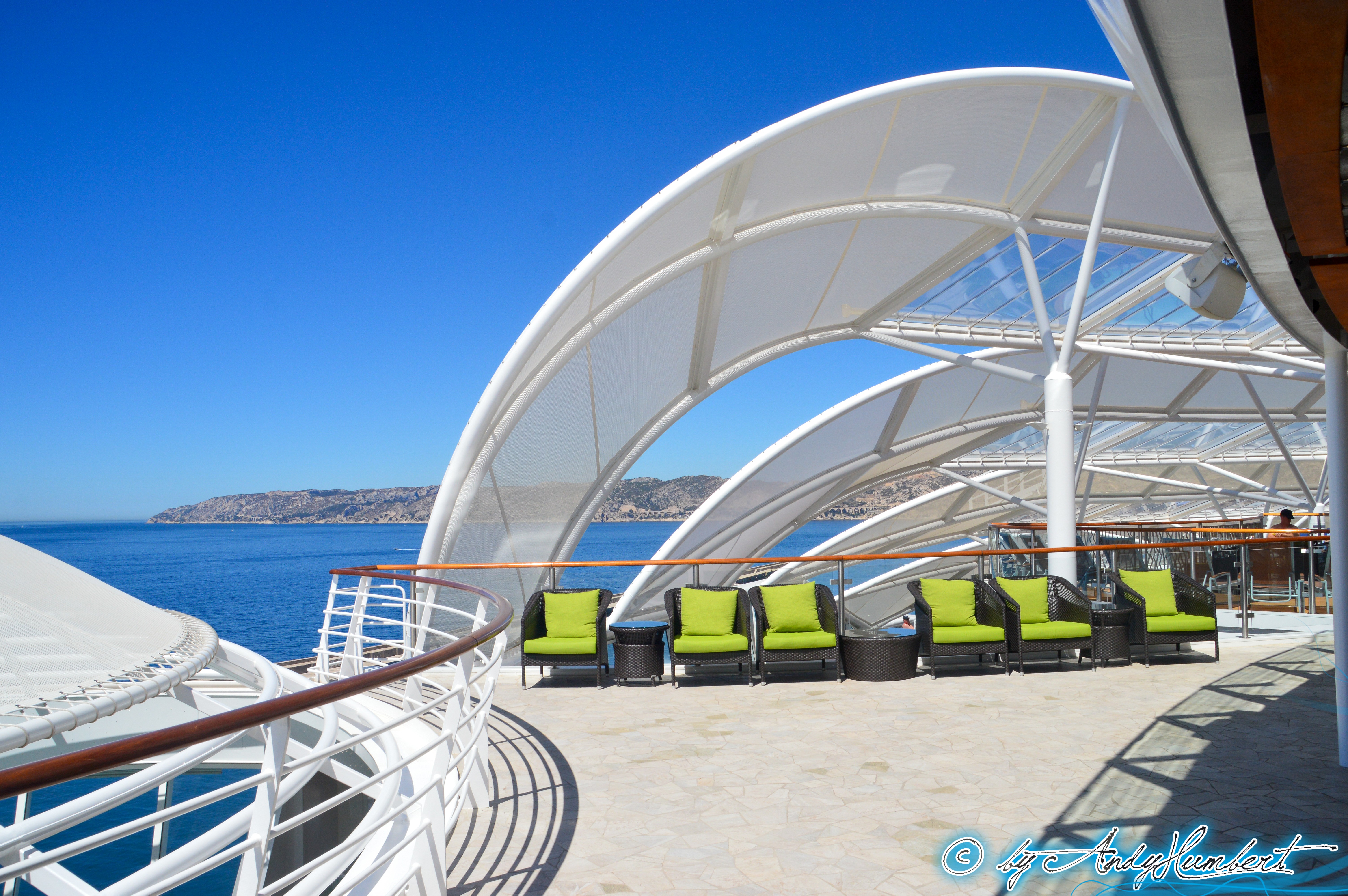Solarium (ponts 14, 15 & 16)