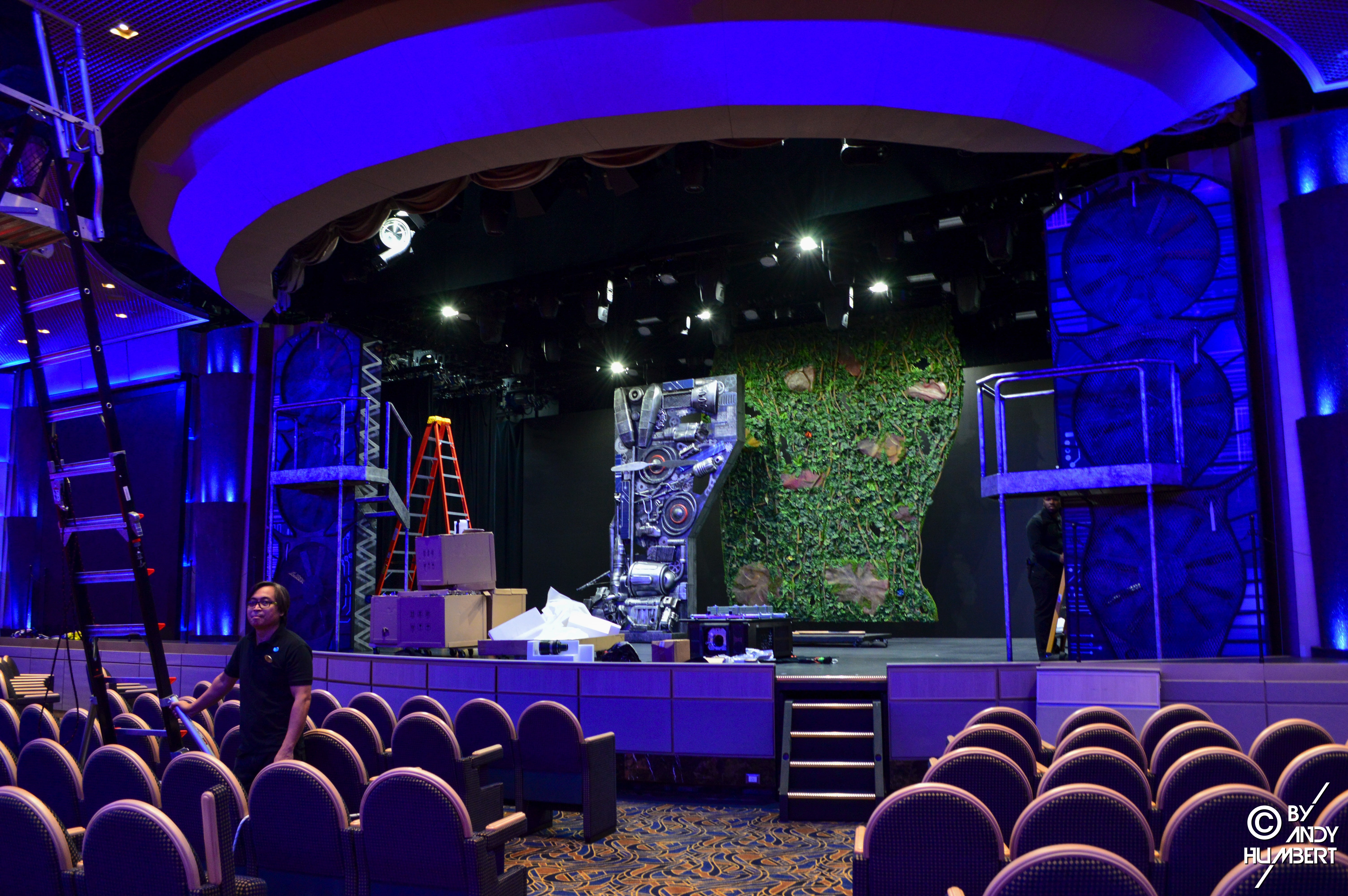 Princess Theater (ponts 6 & 7)
