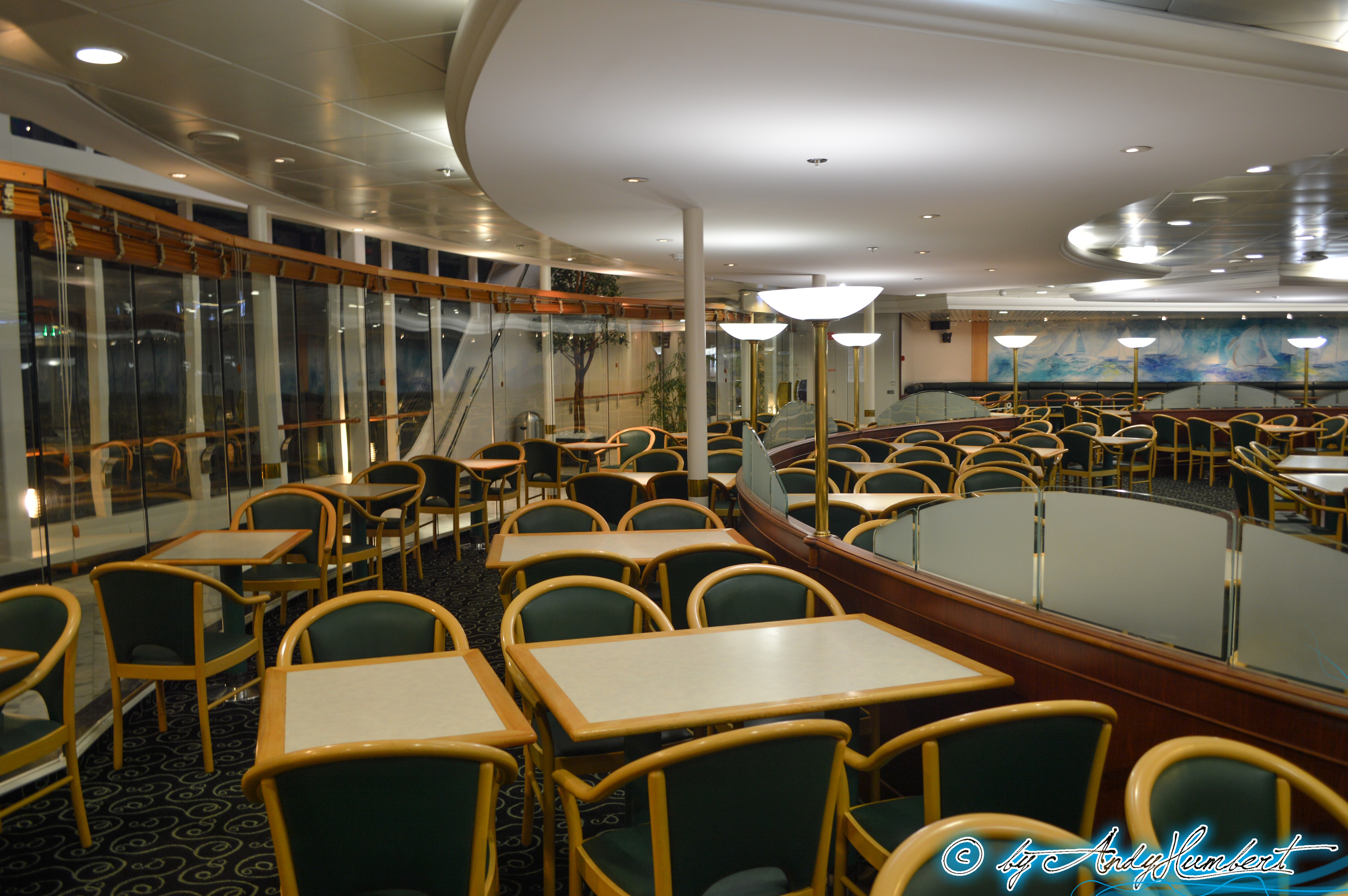 Self Service Le Surf (pont 9)