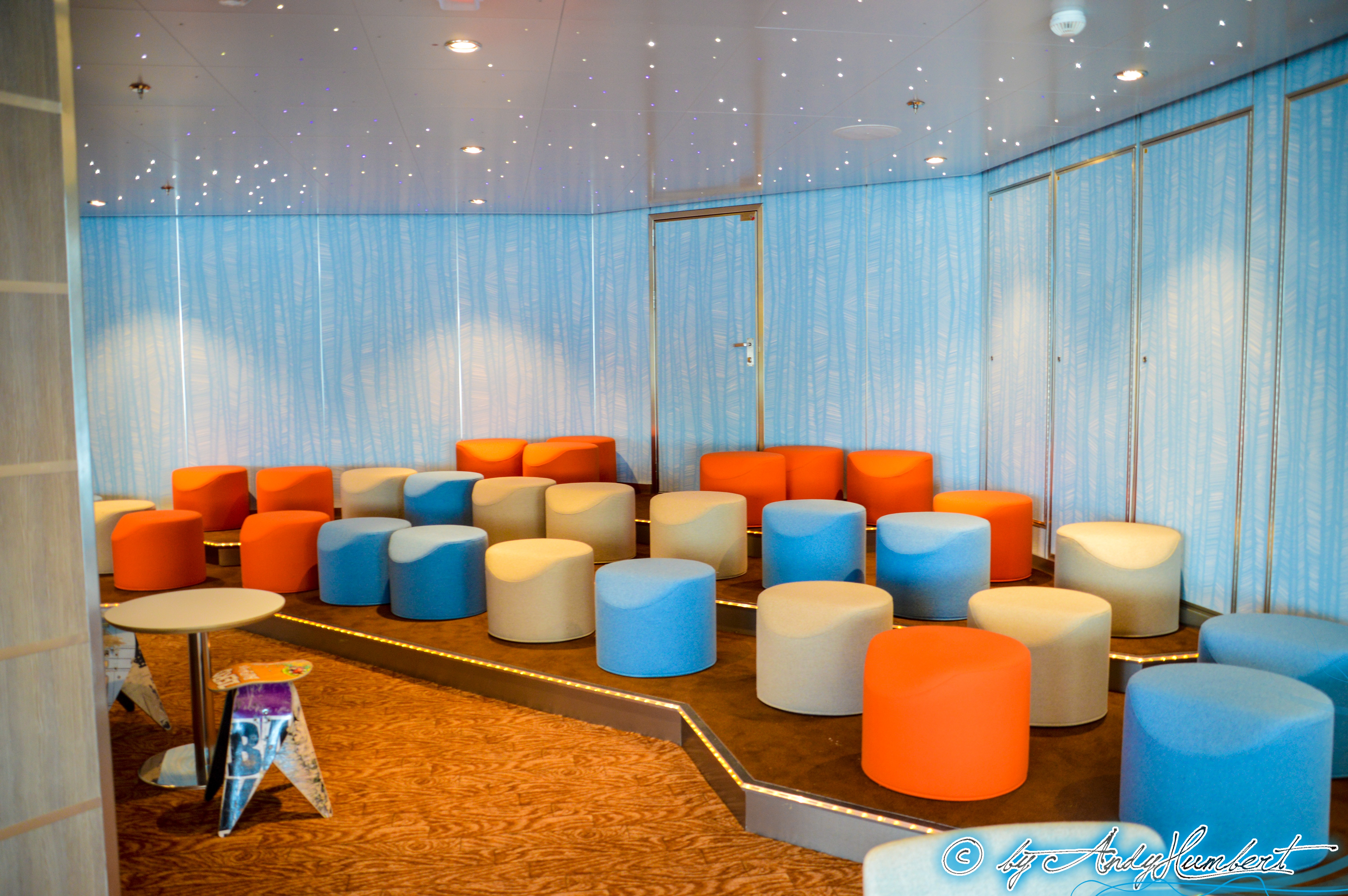 The Living Room (pont 14)