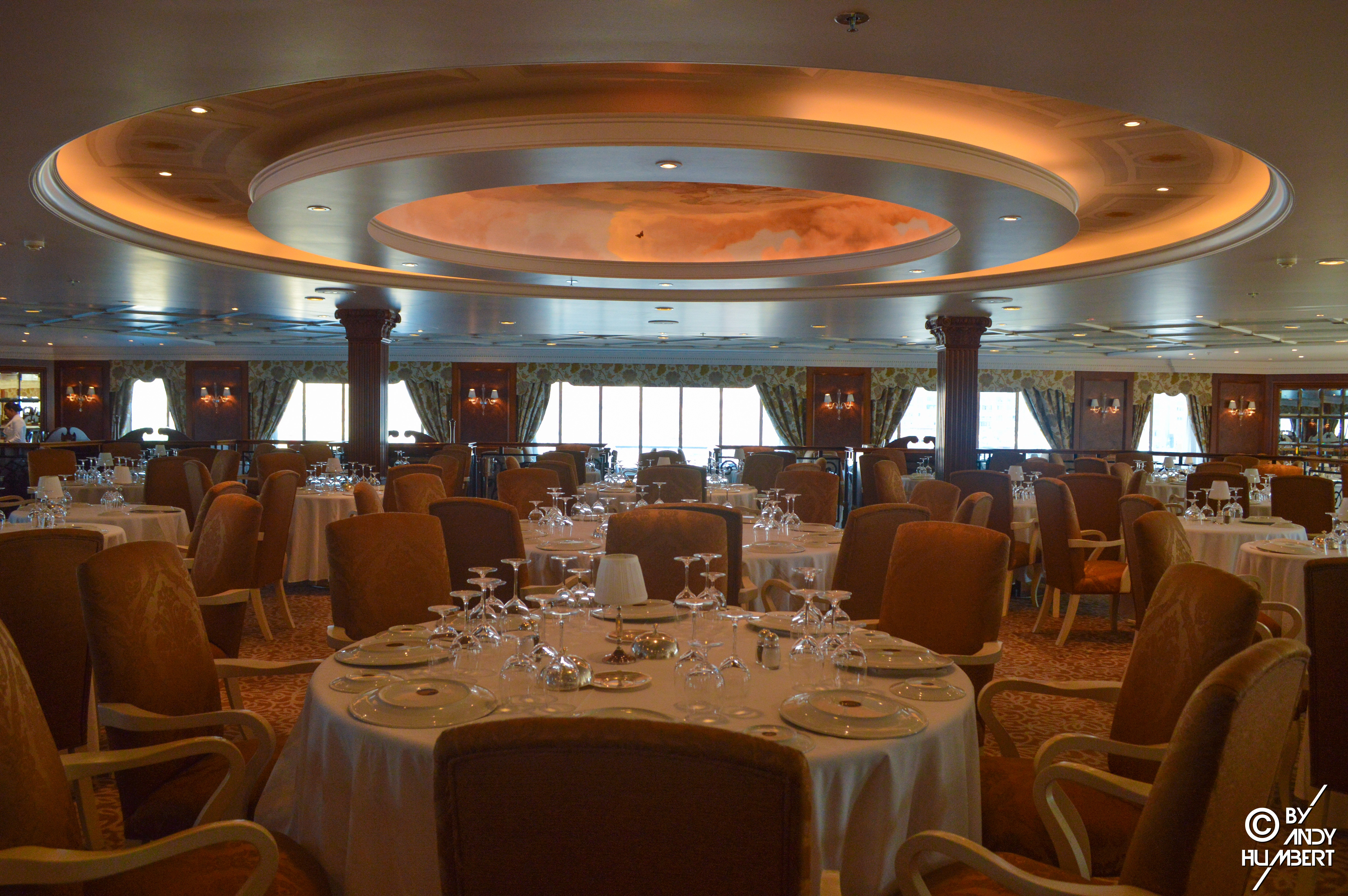 Grand Dining Room (pont 5)