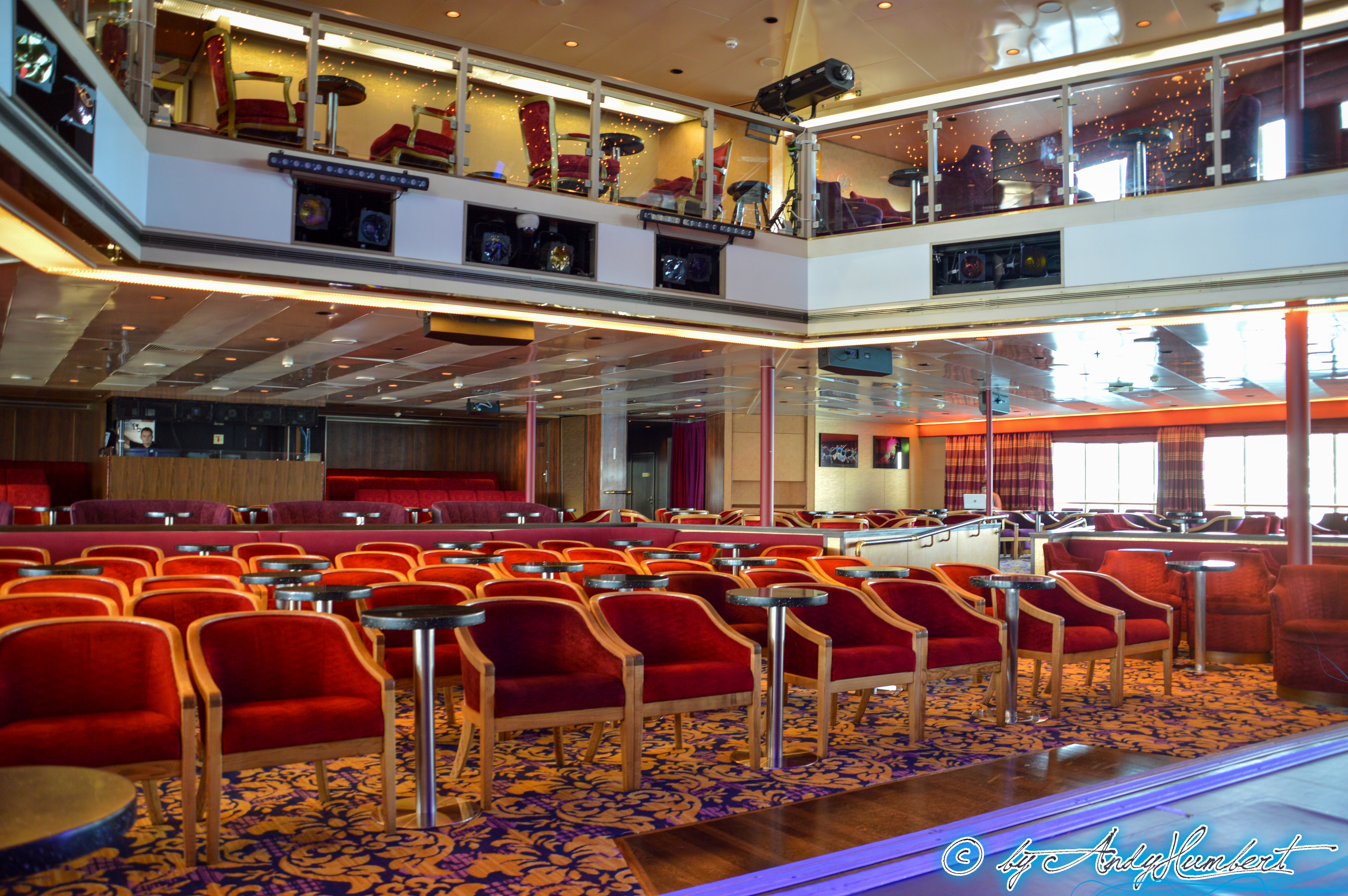 Broadway Show Lounge (pont 5)