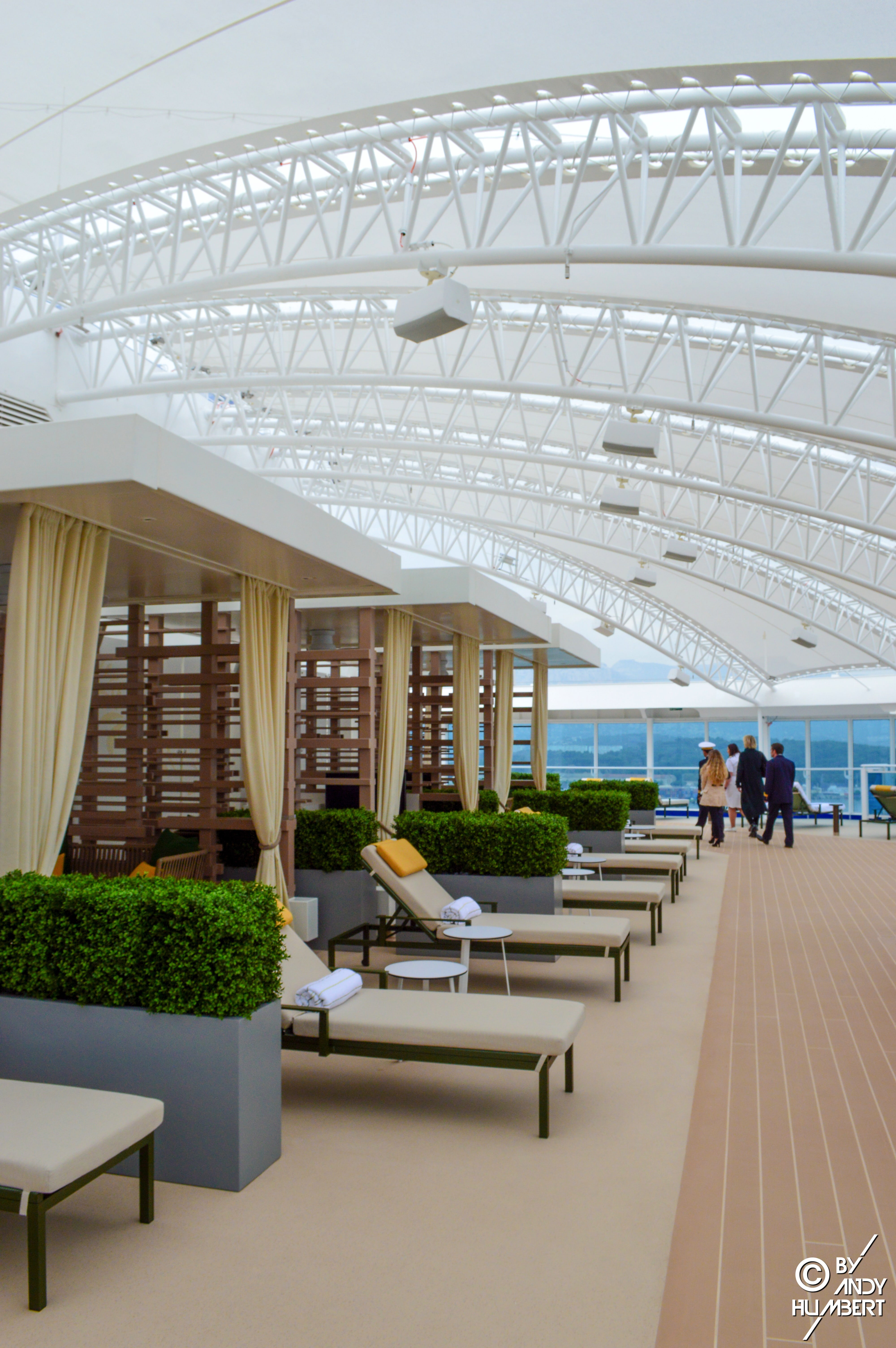 The Sanctuary (pont 18 Sky)