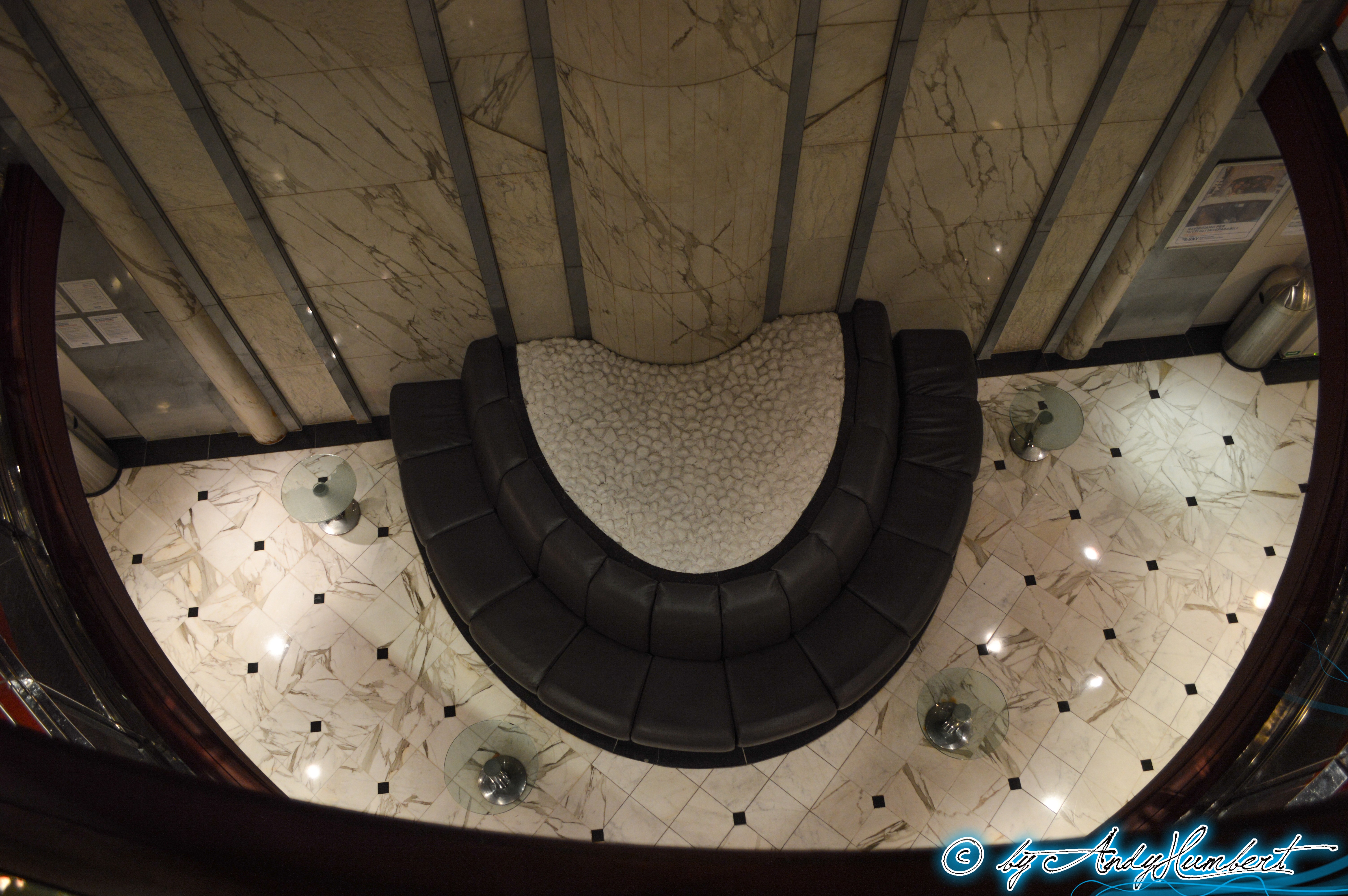 Atrium (ponts 6 à 8)