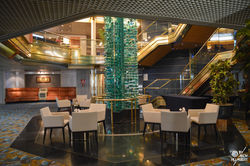 Le Grand Foyer (ponts 6 à 8)