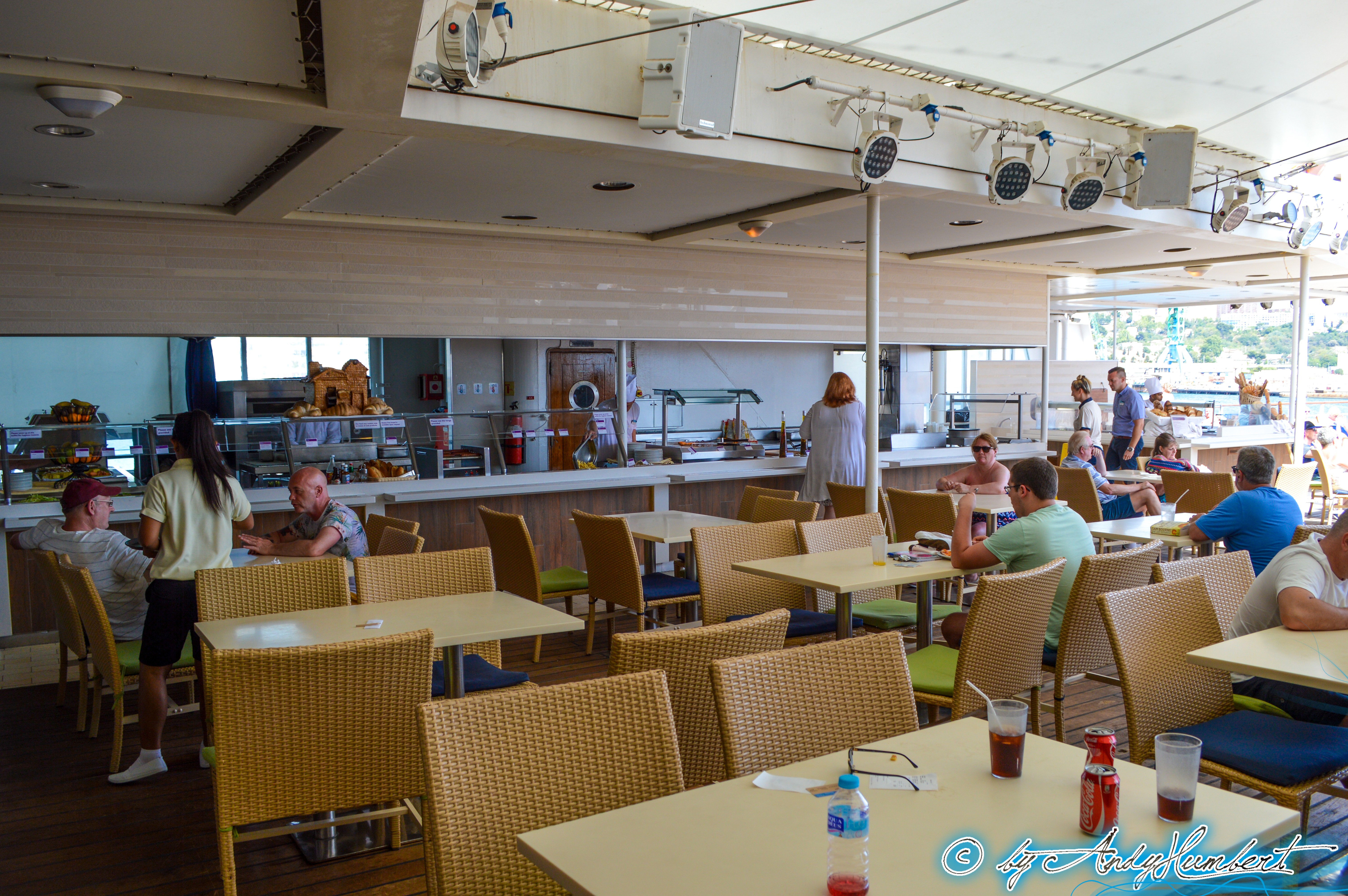 Terrace Grill (pont 5)