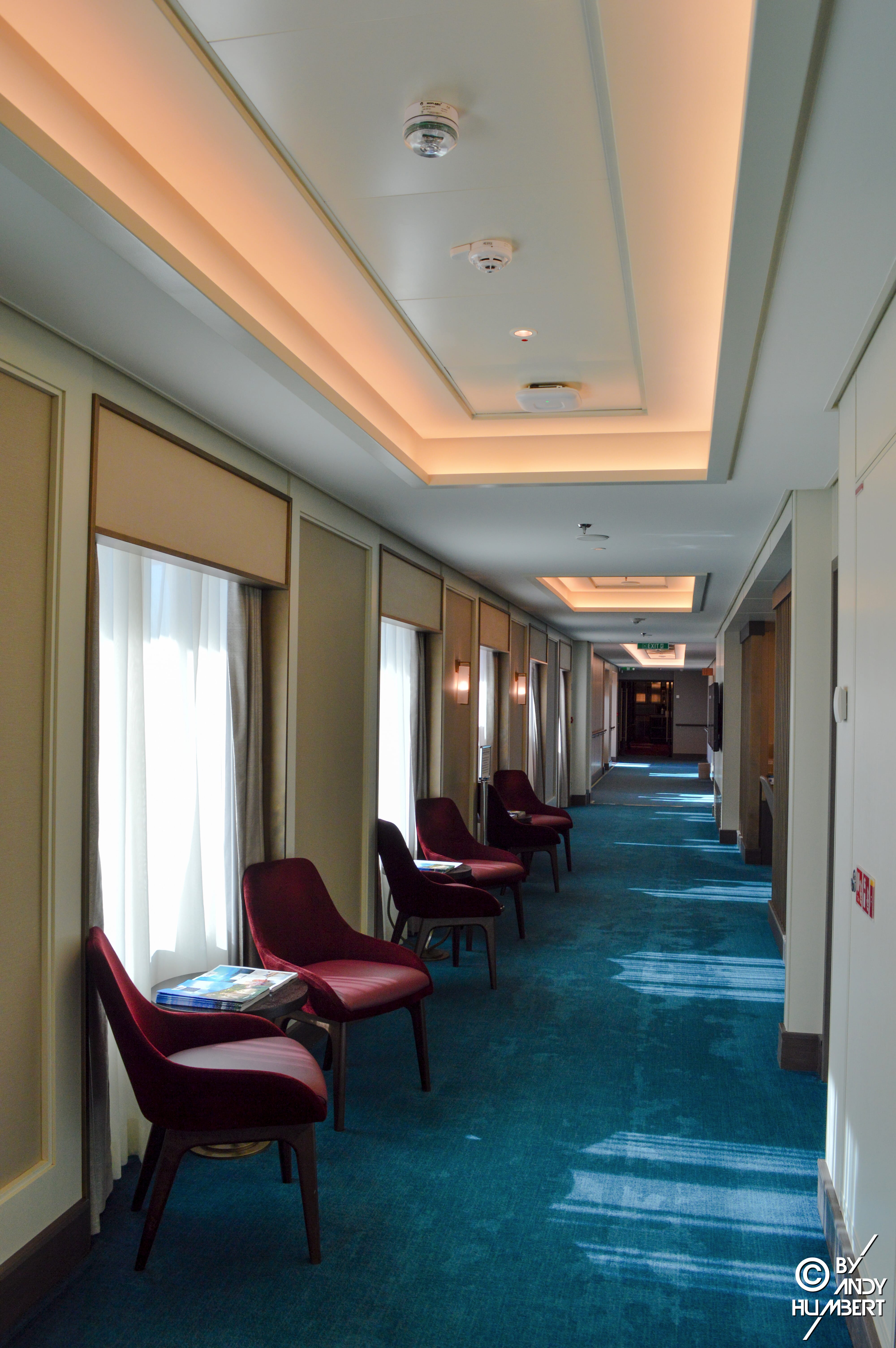 Saga World (Promenade deck)