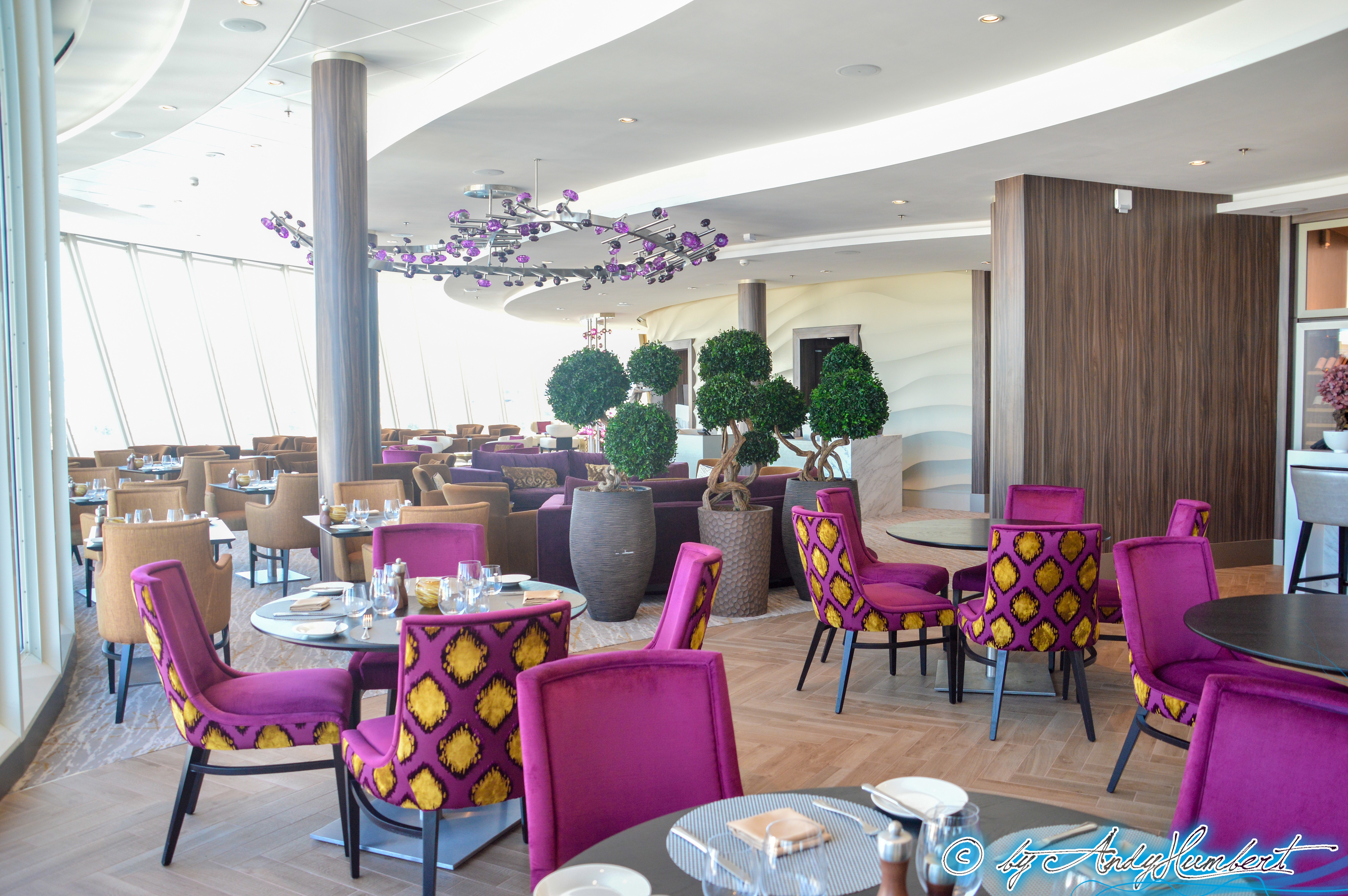 Coastal Kitchen & Suite Lounge (p17)