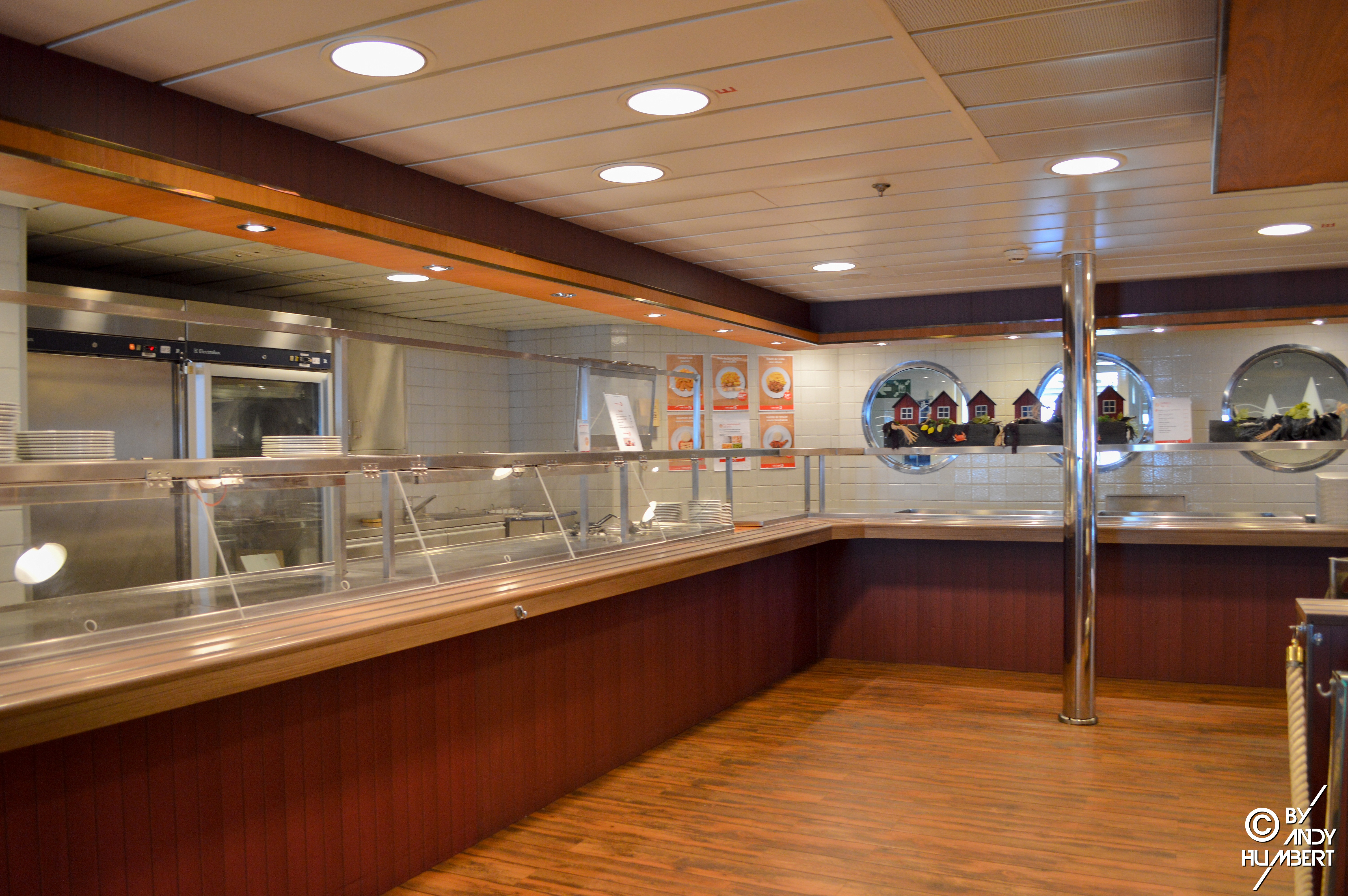 Restaurant self-service (pont 7)