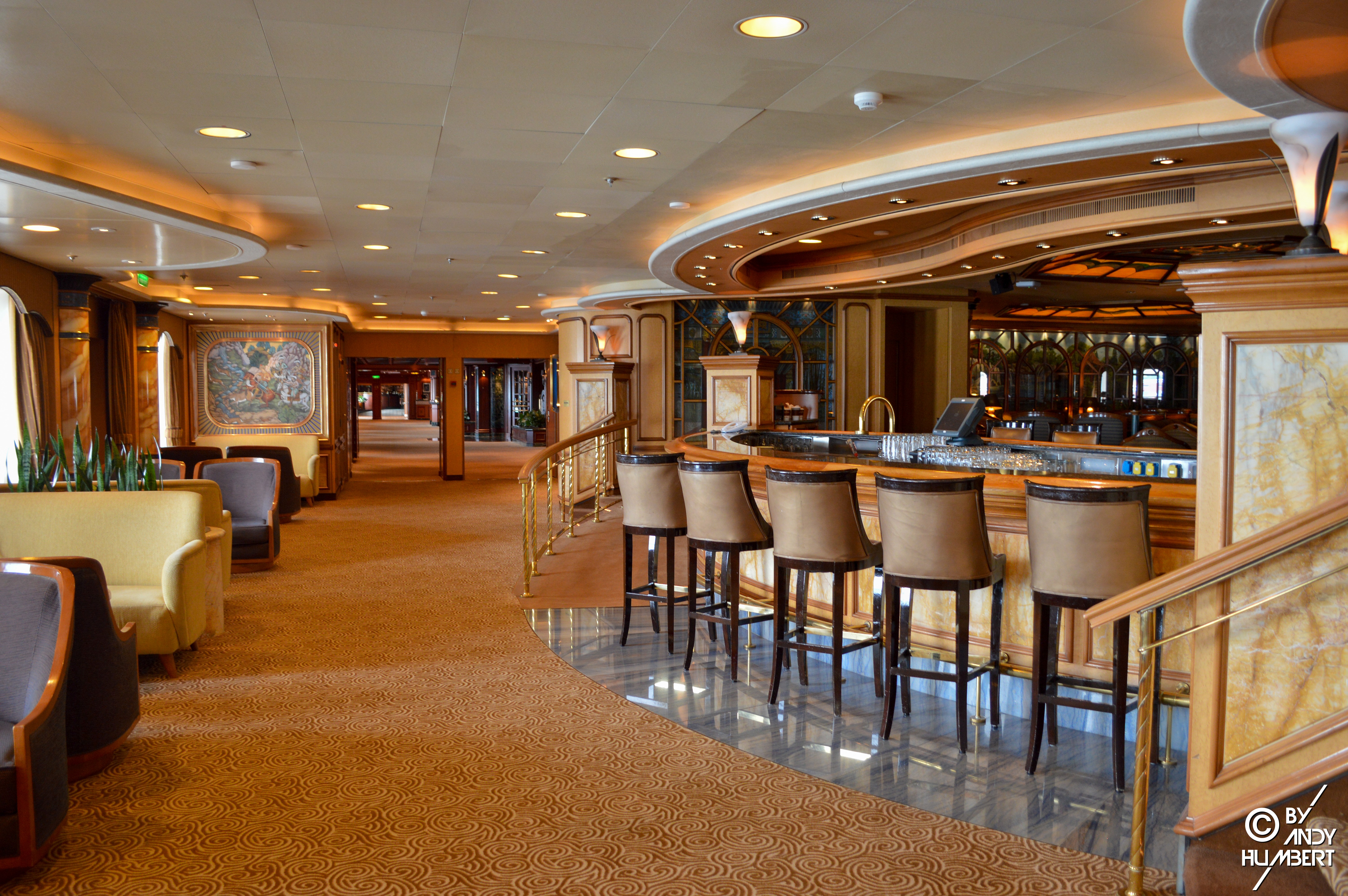 Explorers Lounge (pont 7)