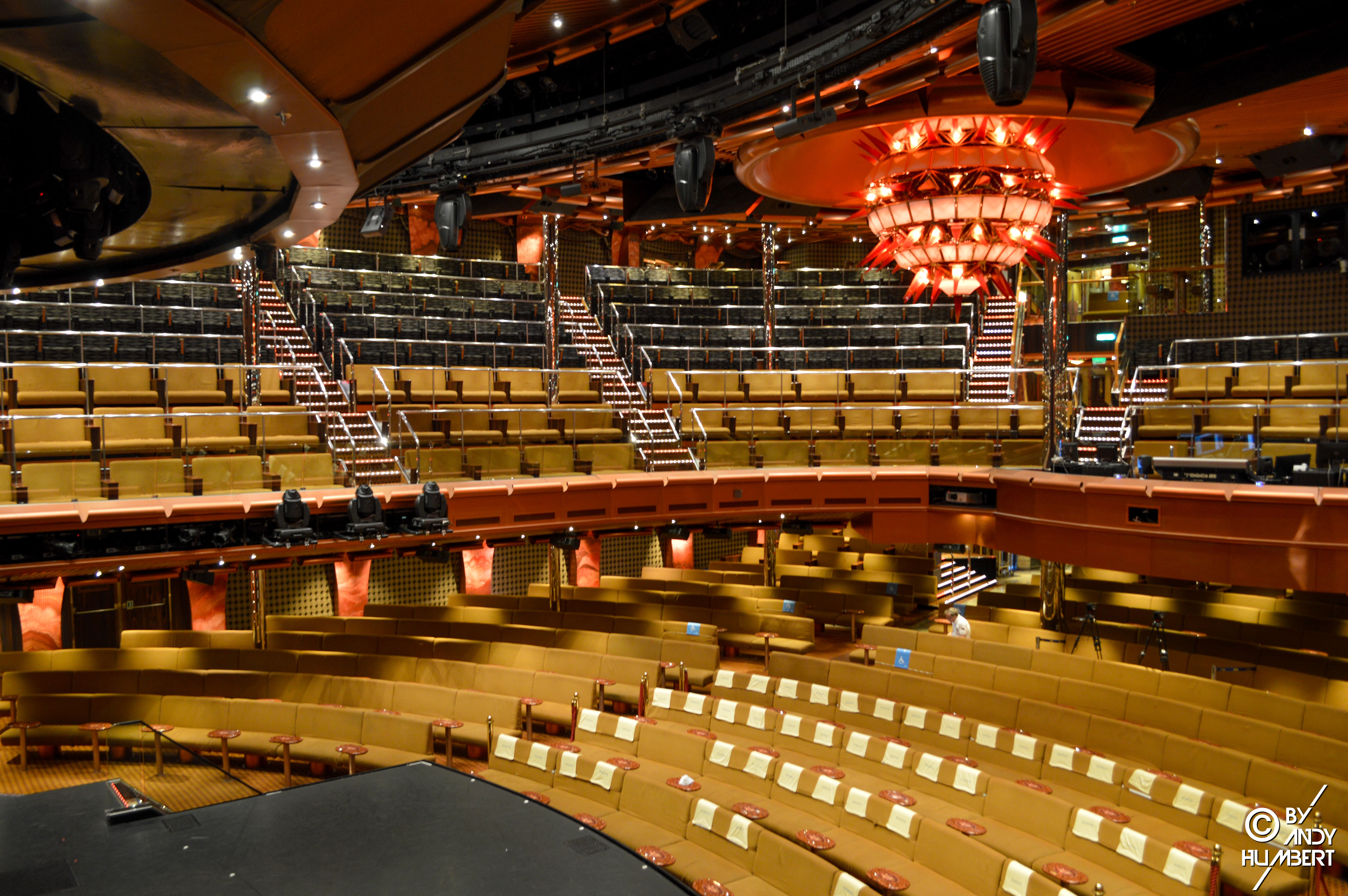Théâtre Stardust (ponts 3, 4 et 5)