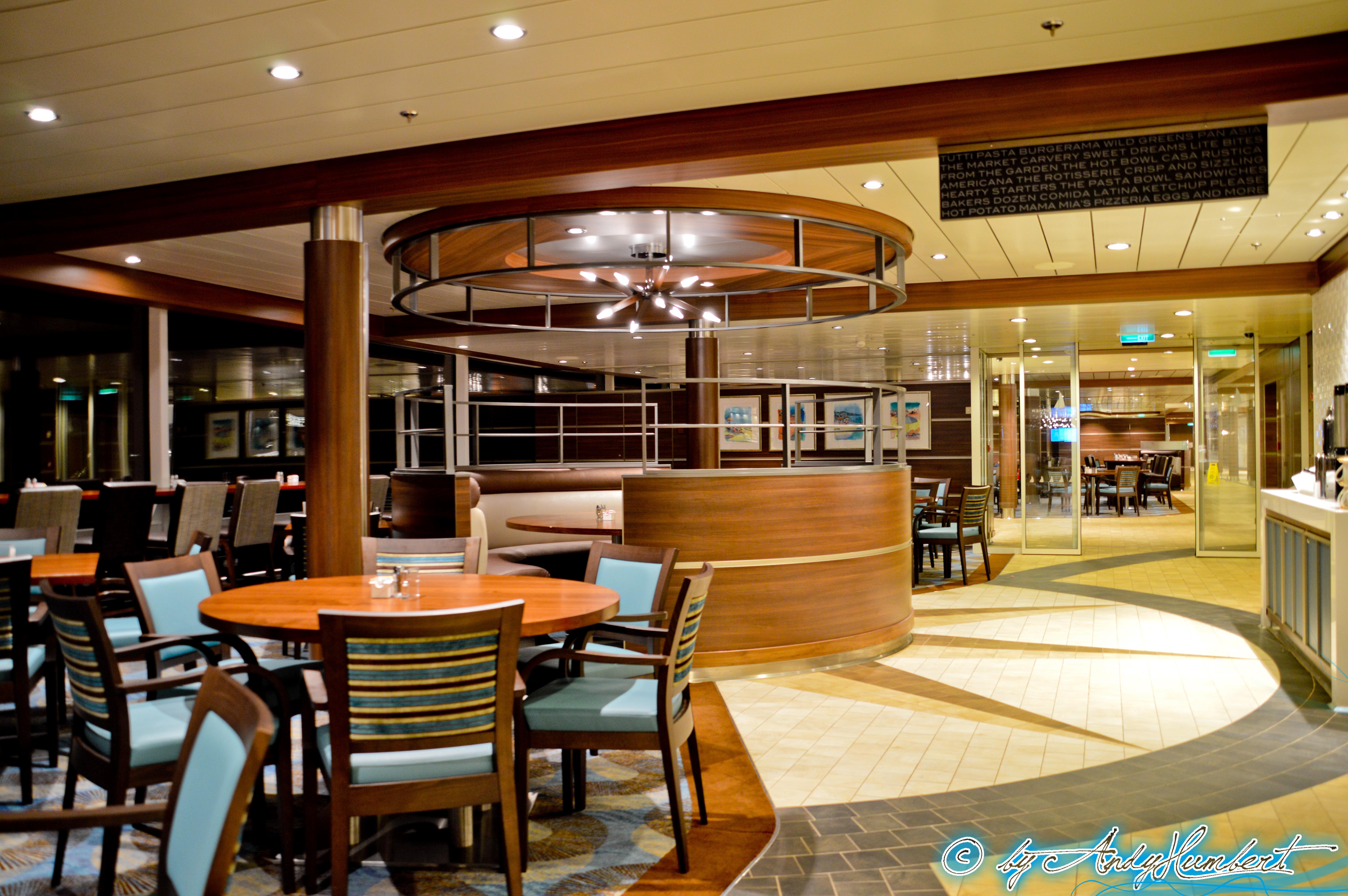 Windjammer Marketplace (pont 14)