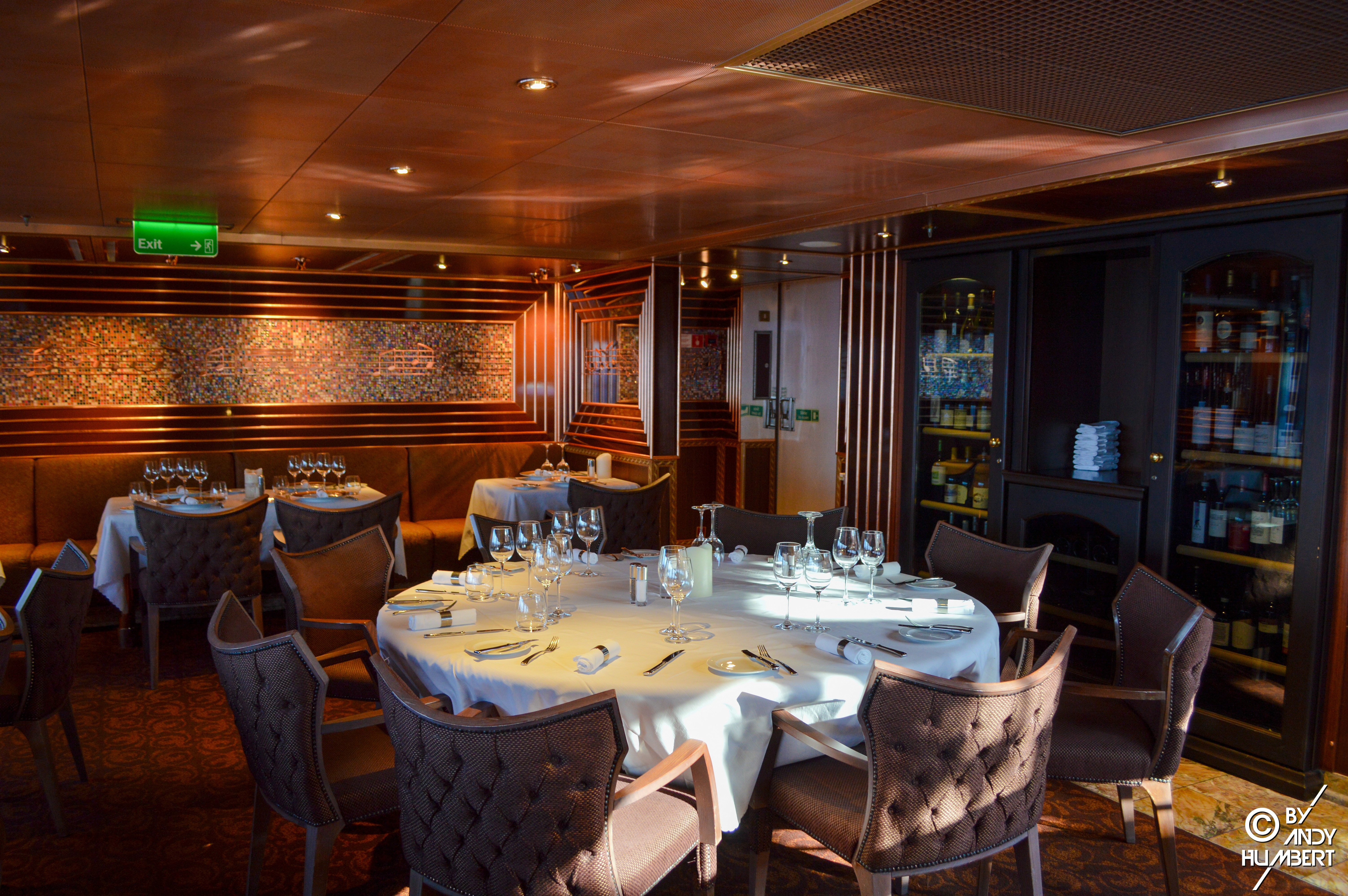 Restaurant Club Blue Moon (pont 11)