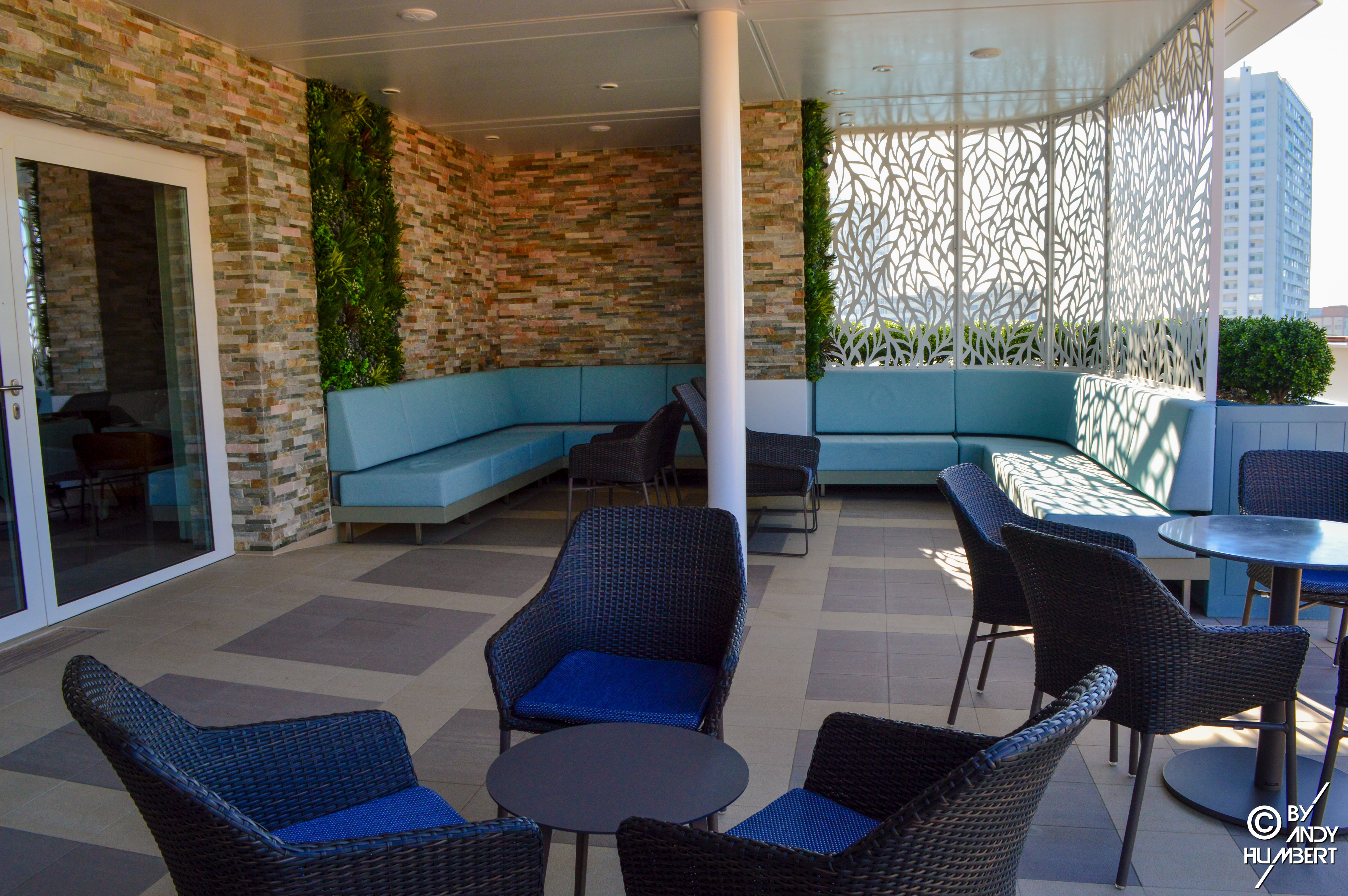 The Terrace (Promenade & E decks)