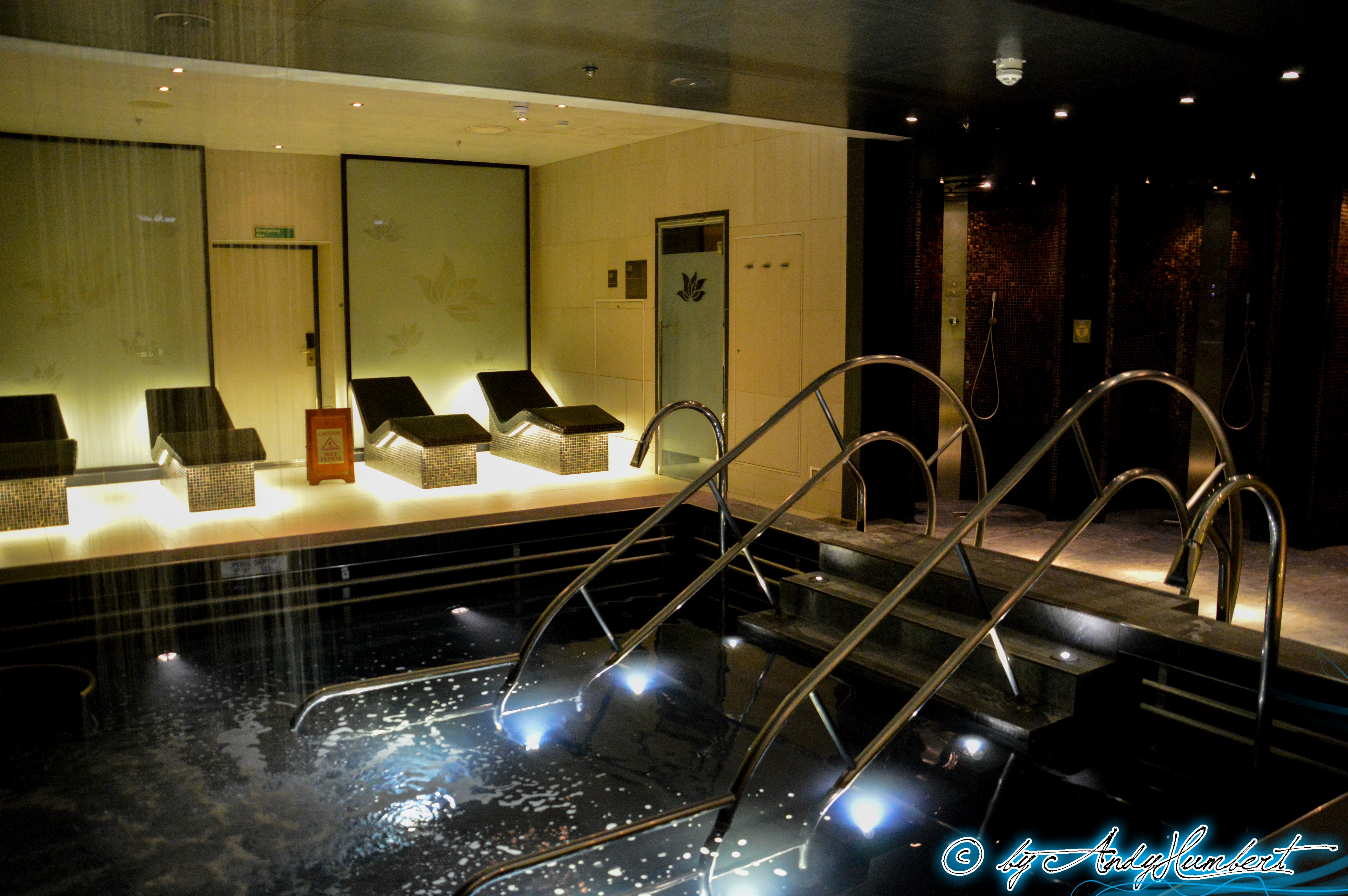 Lotus Spa : The Enclave (pont 4)