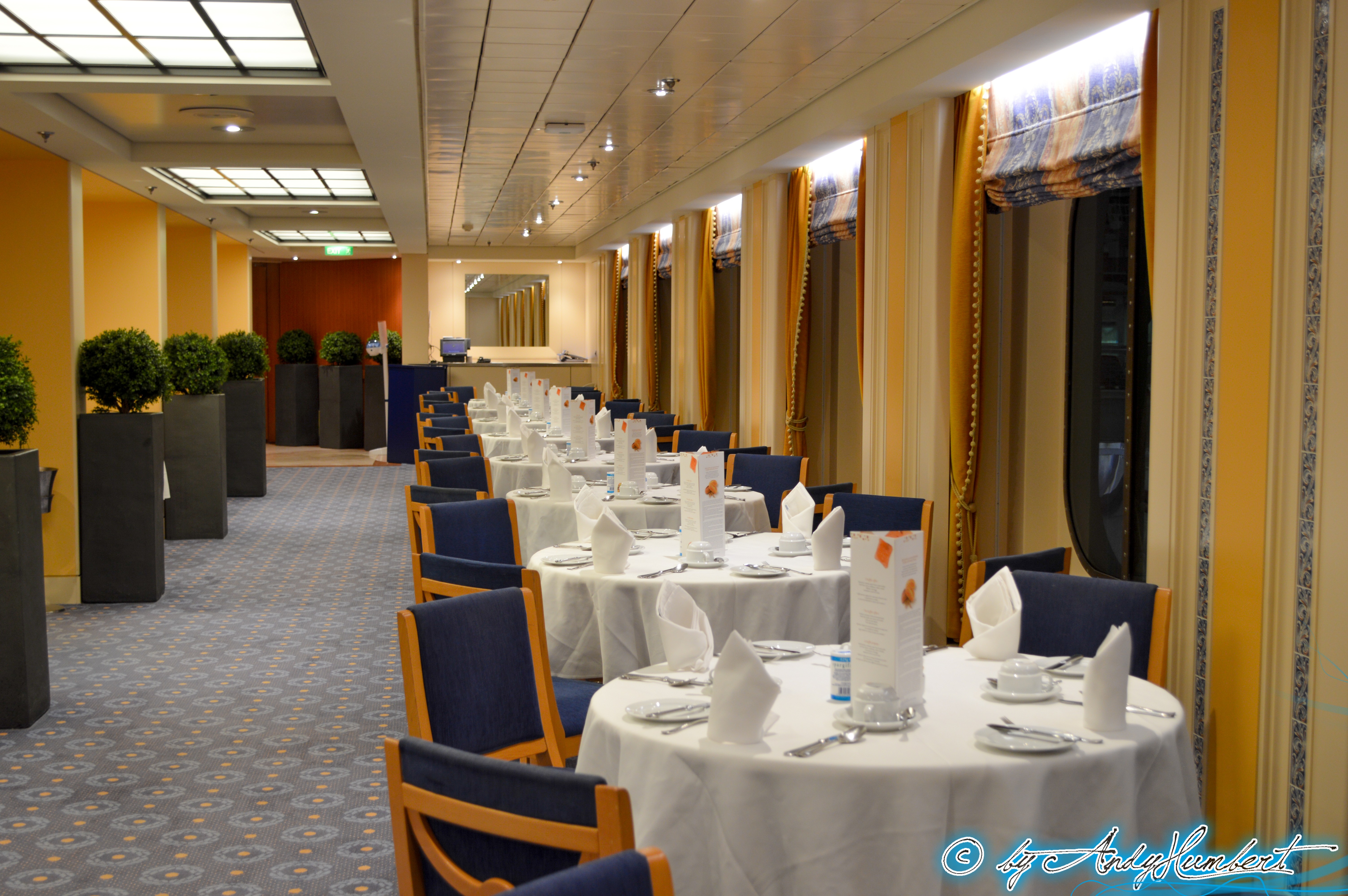 Restaurant Saint Tropez (pont 6)