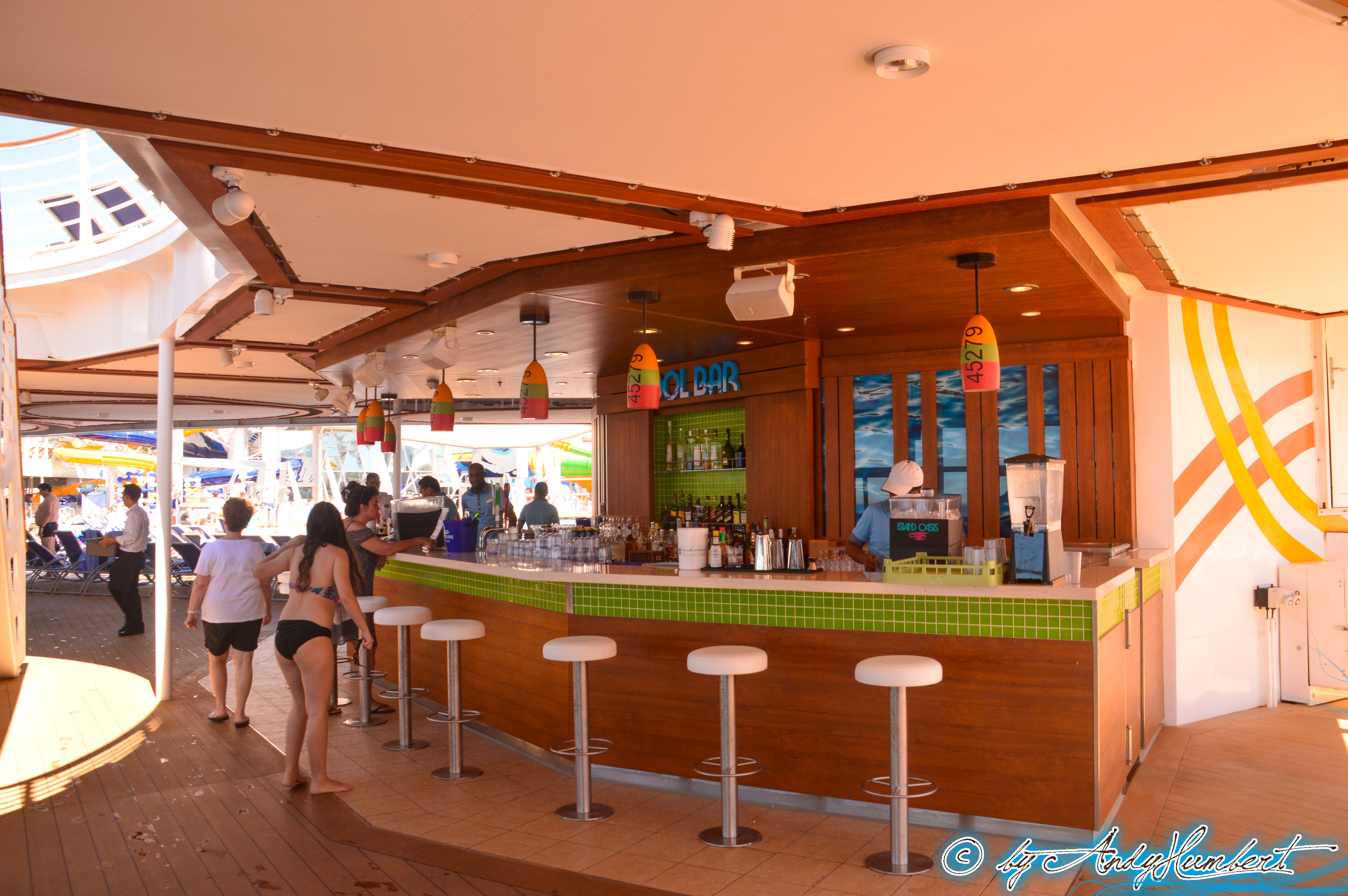 Pool Bar (pont 15)
