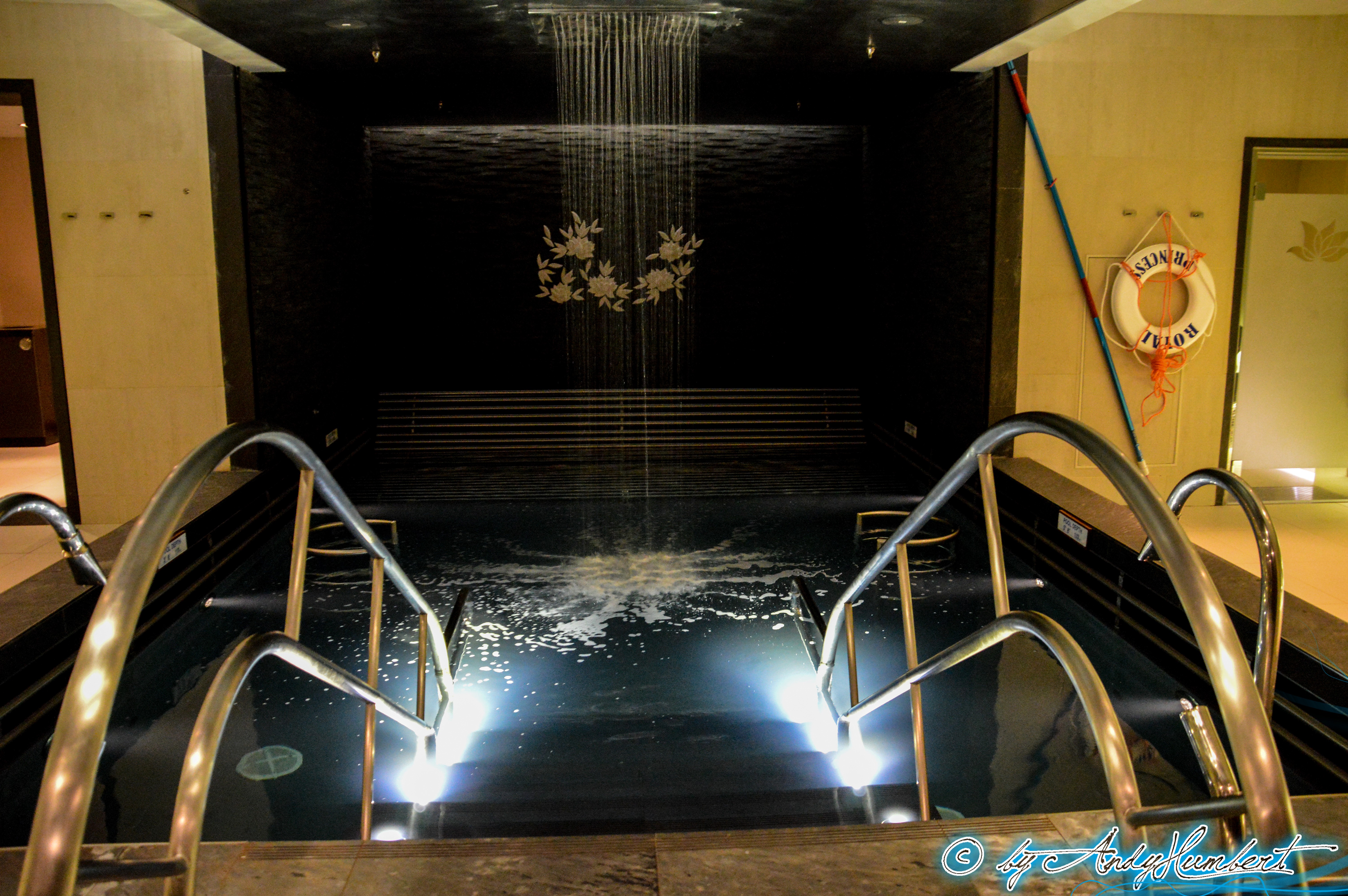 Lotus Spa : The Enclave (pont 4)