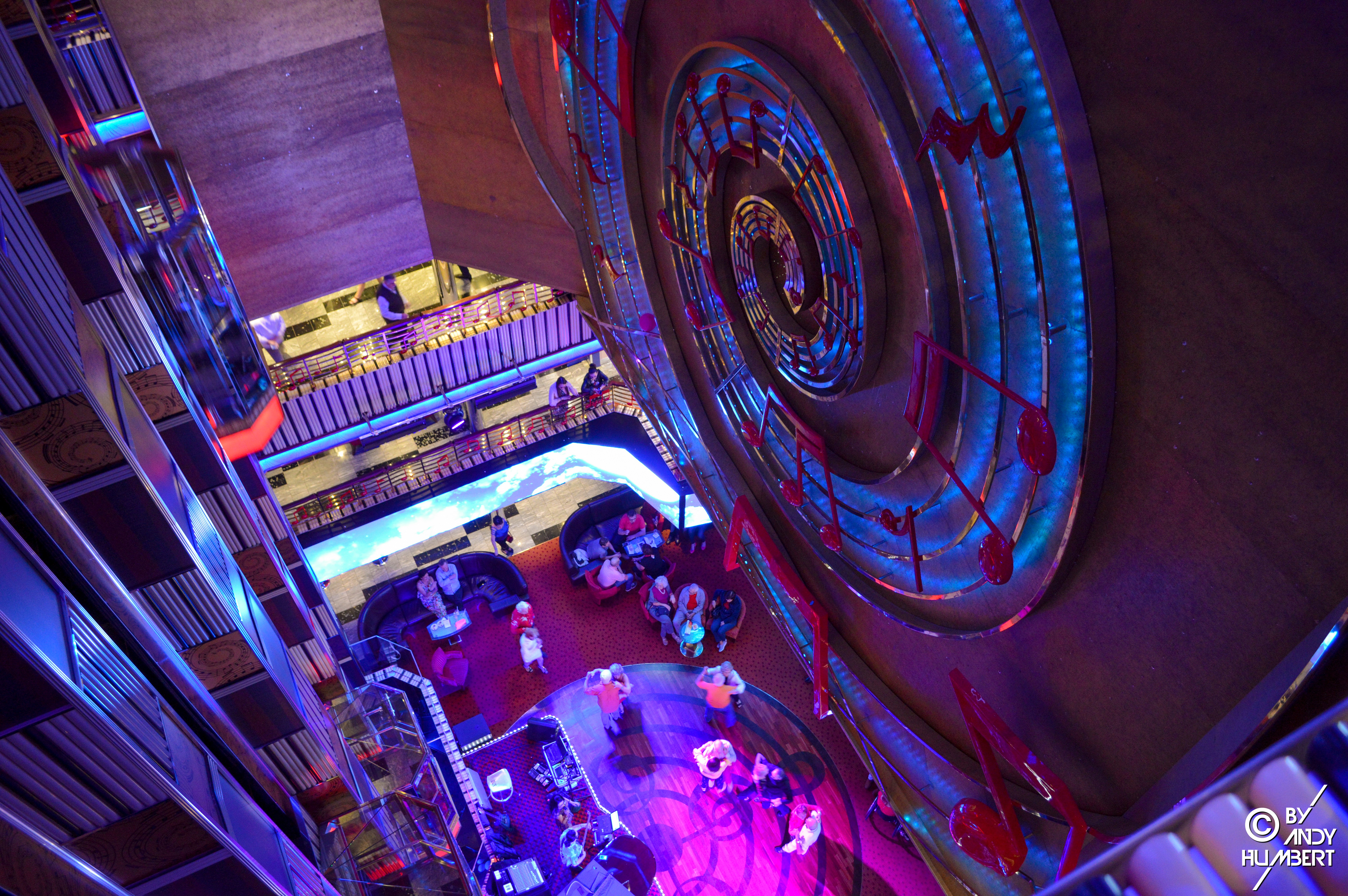 Atrium Welcome (ponts 3 à 12)