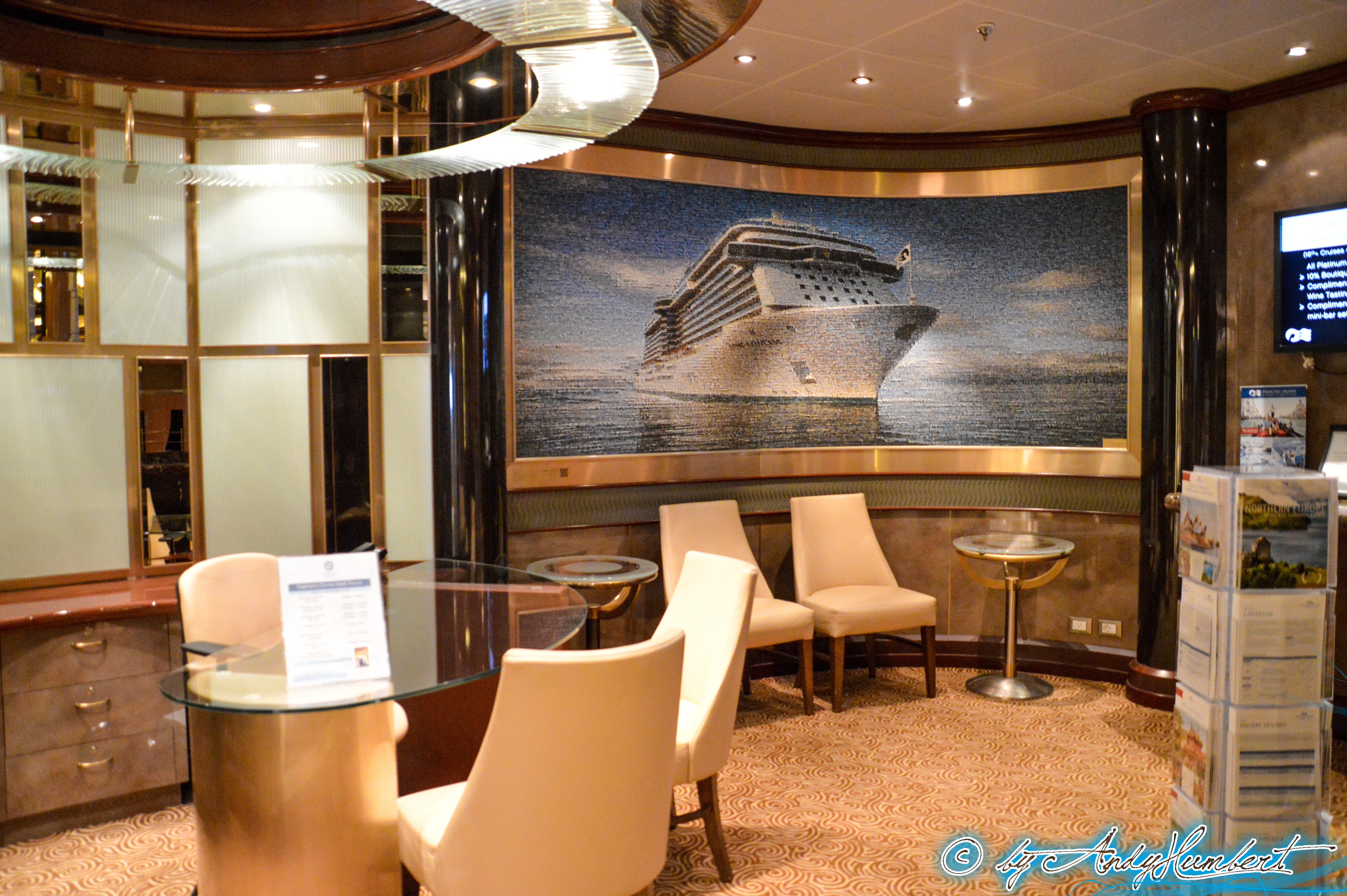 Future Cruise Center (pont 7)