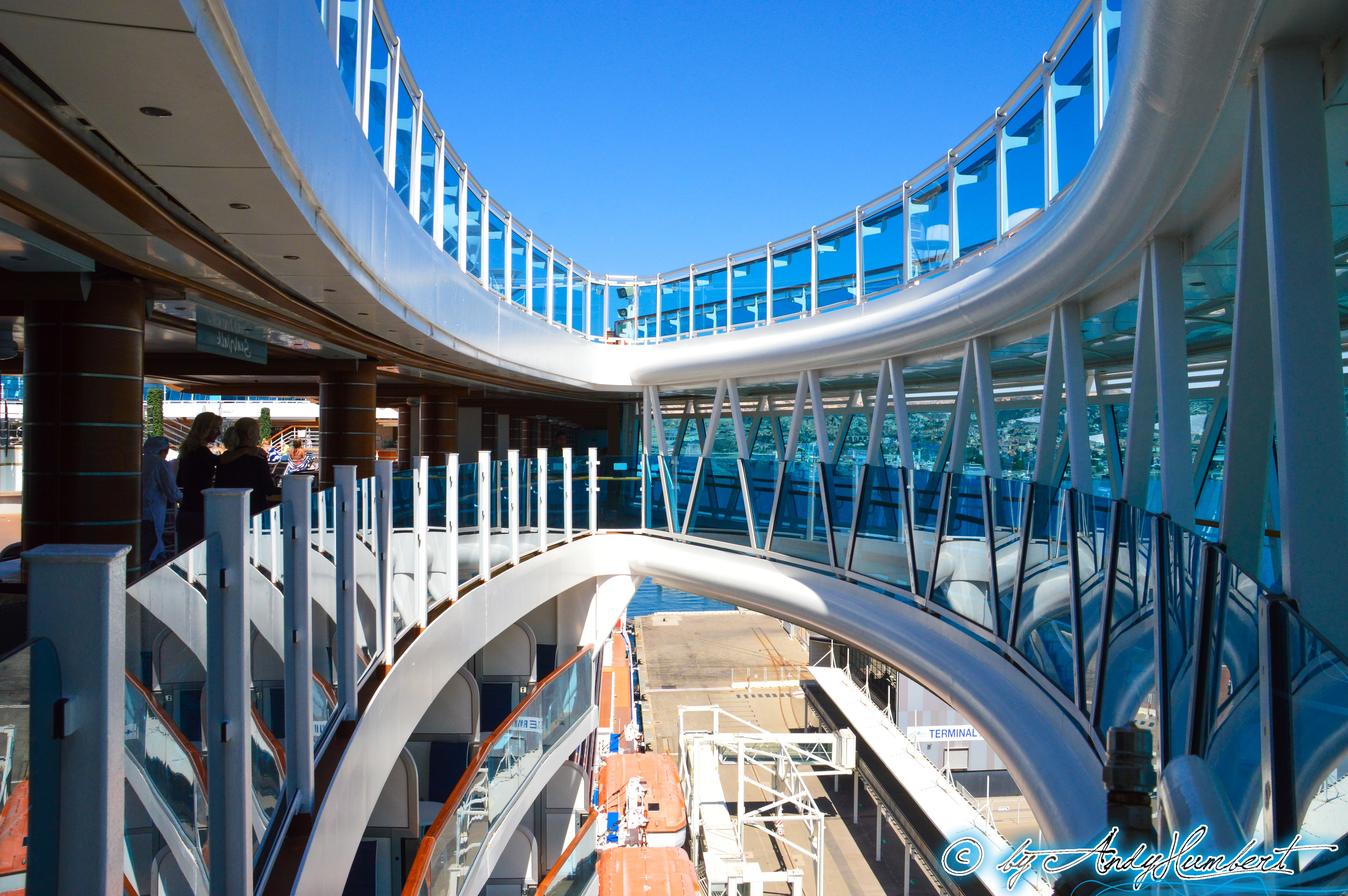 SeaWalk (pont 16)