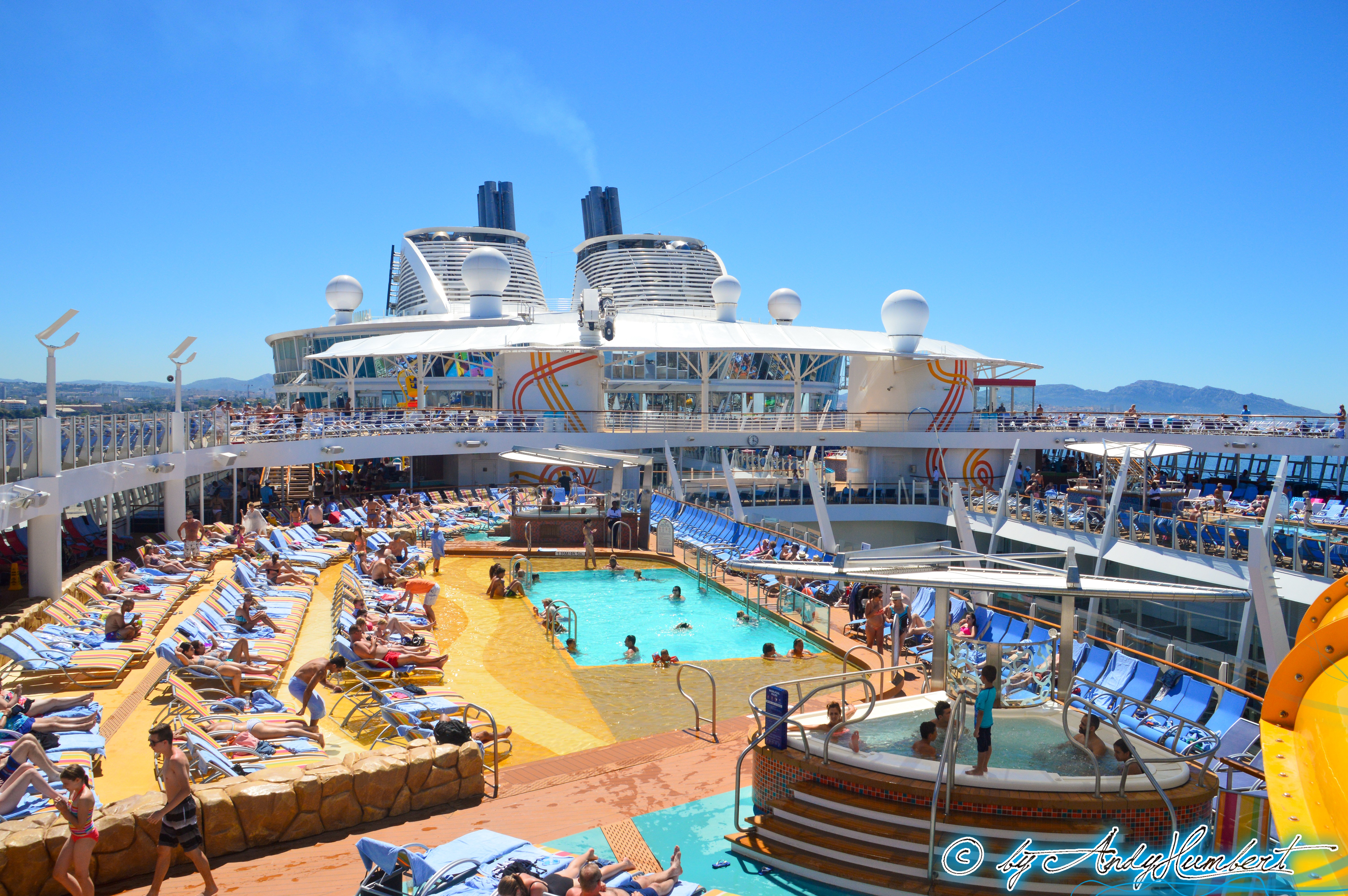 Beach Pool (pont 15)