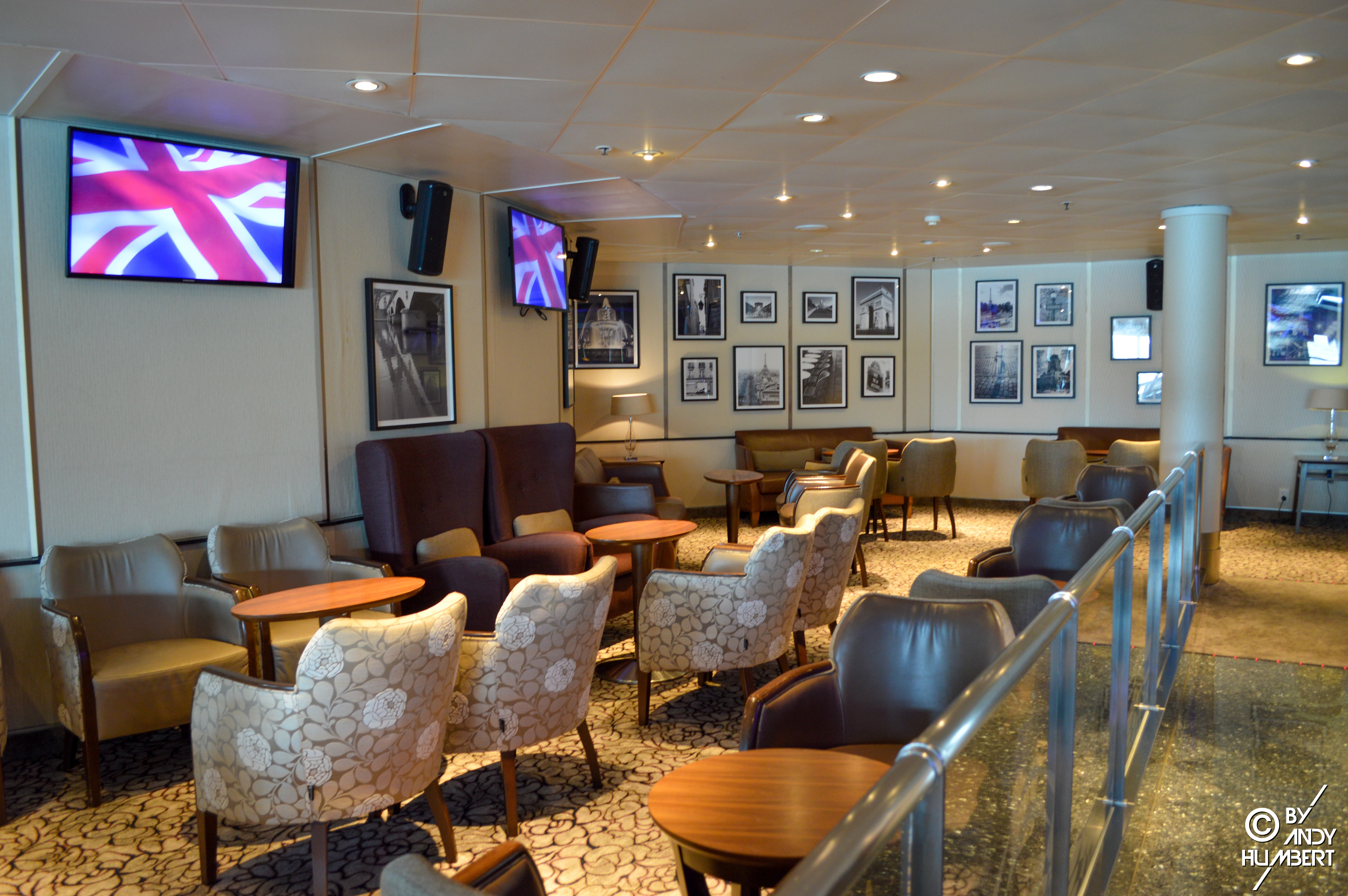 Le Club (pont 7)