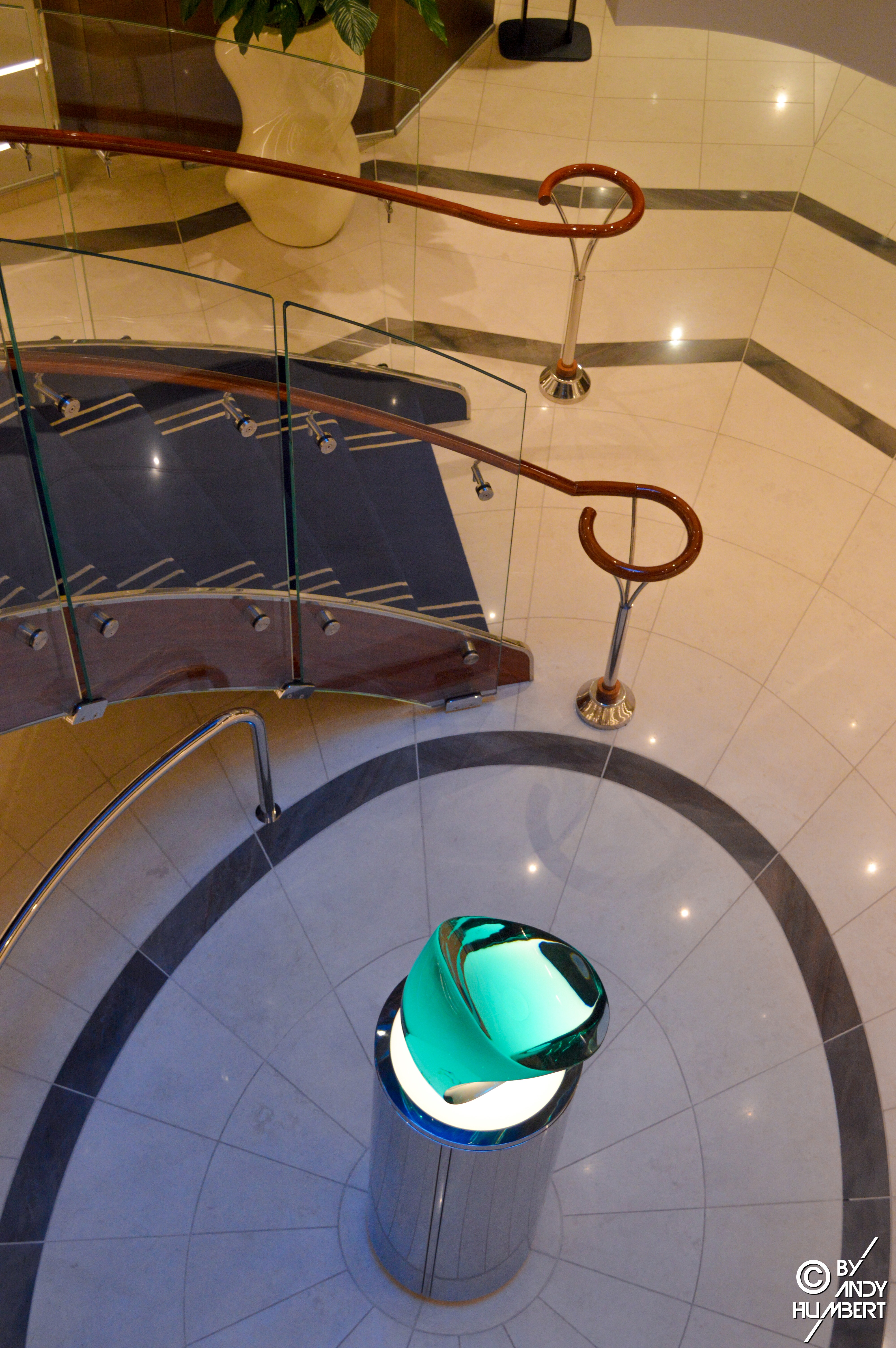 Atrium (ponts 4 à 11)