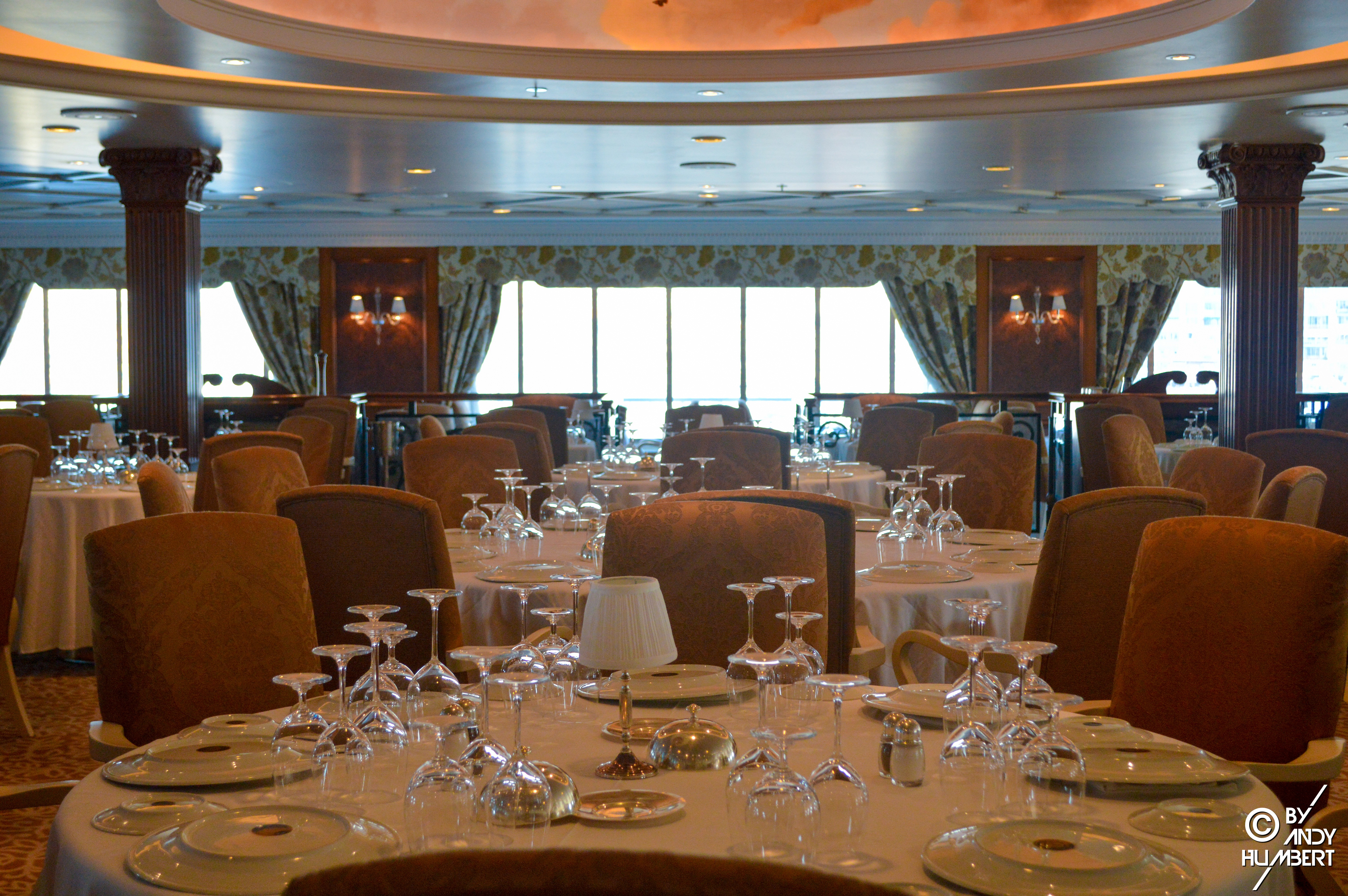 Grand Dining Room (pont 5)