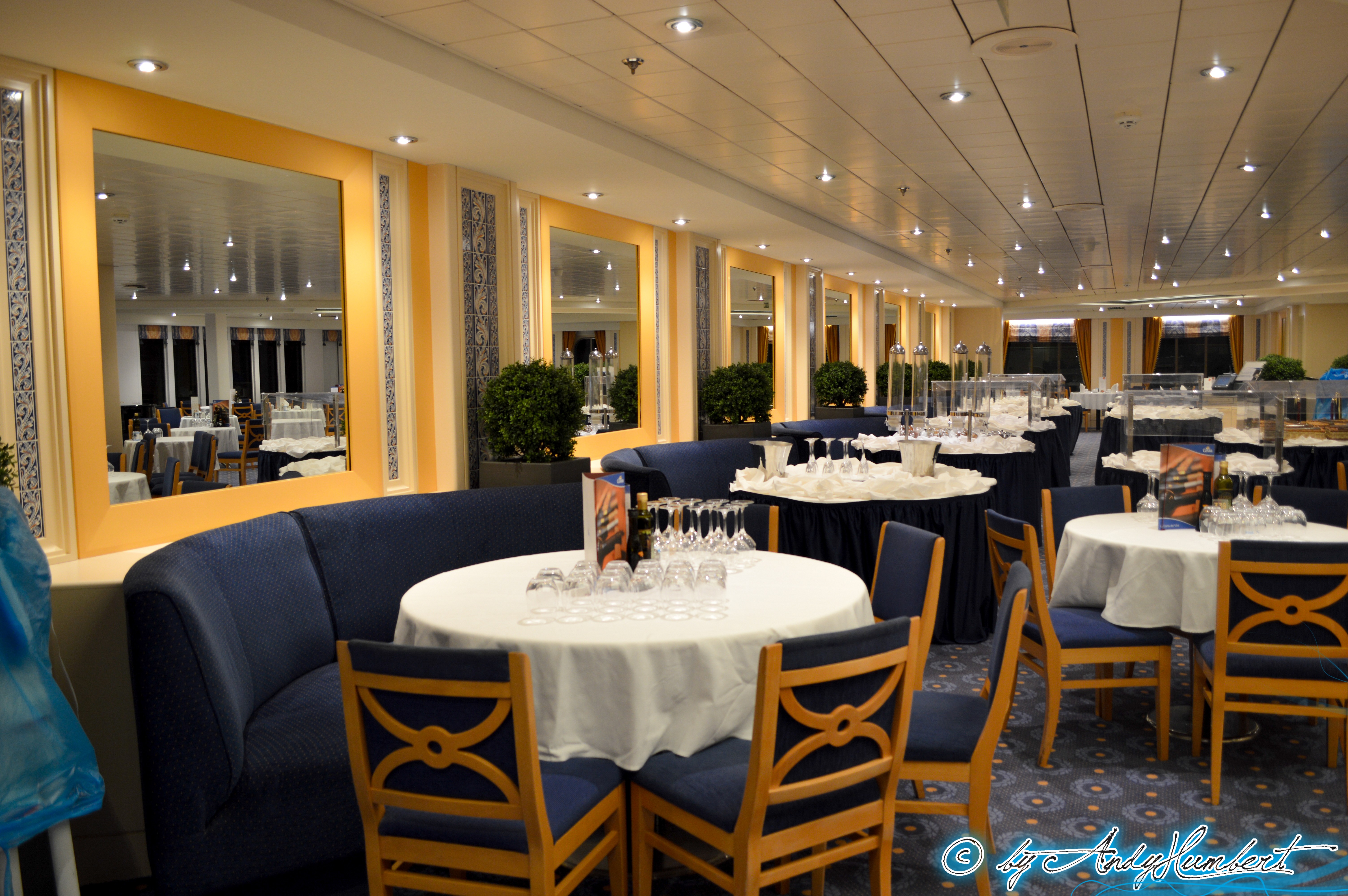Restaurant Saint Tropez (pont 6)