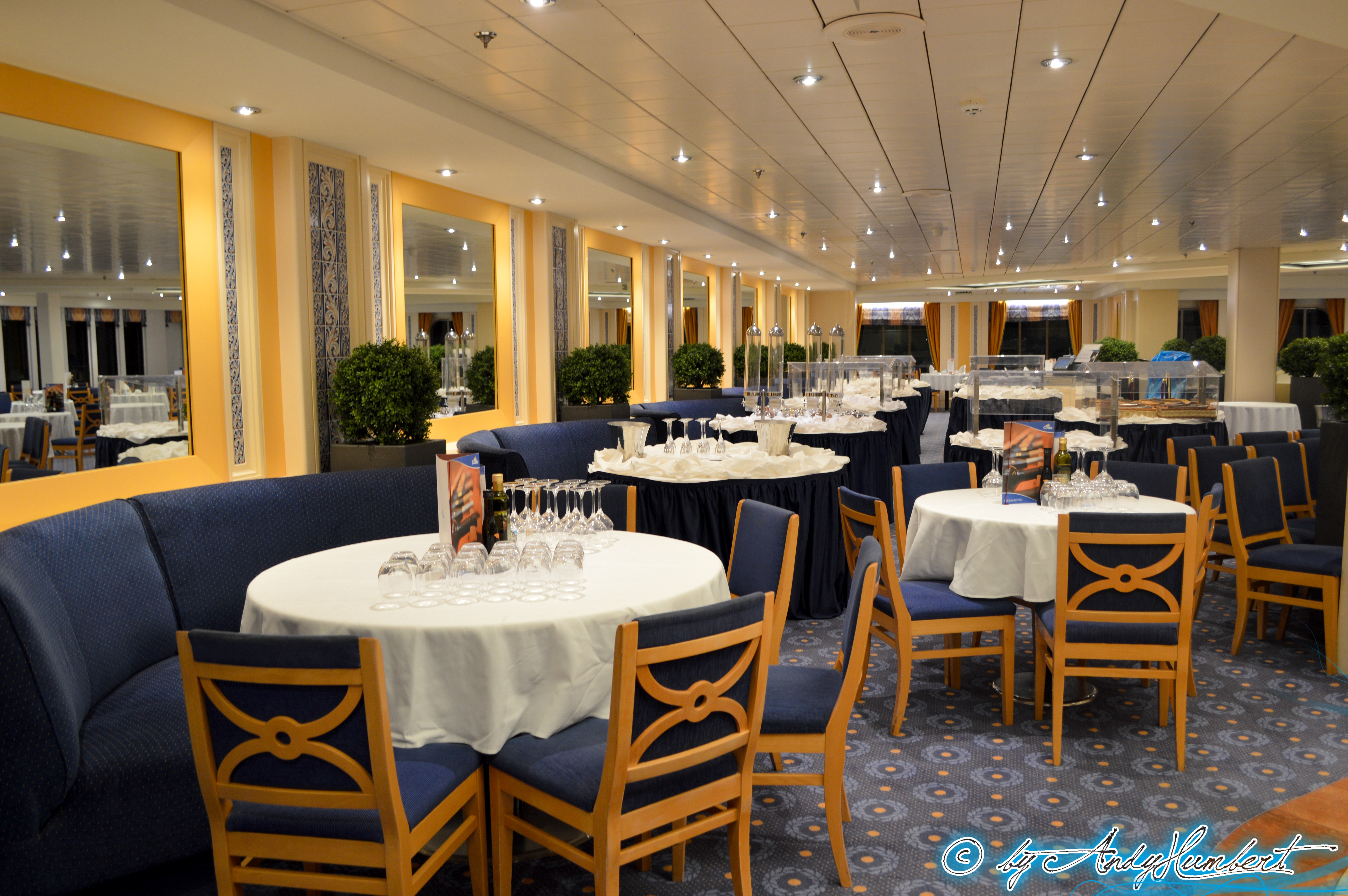 Restaurant Saint Tropez (pont 6)