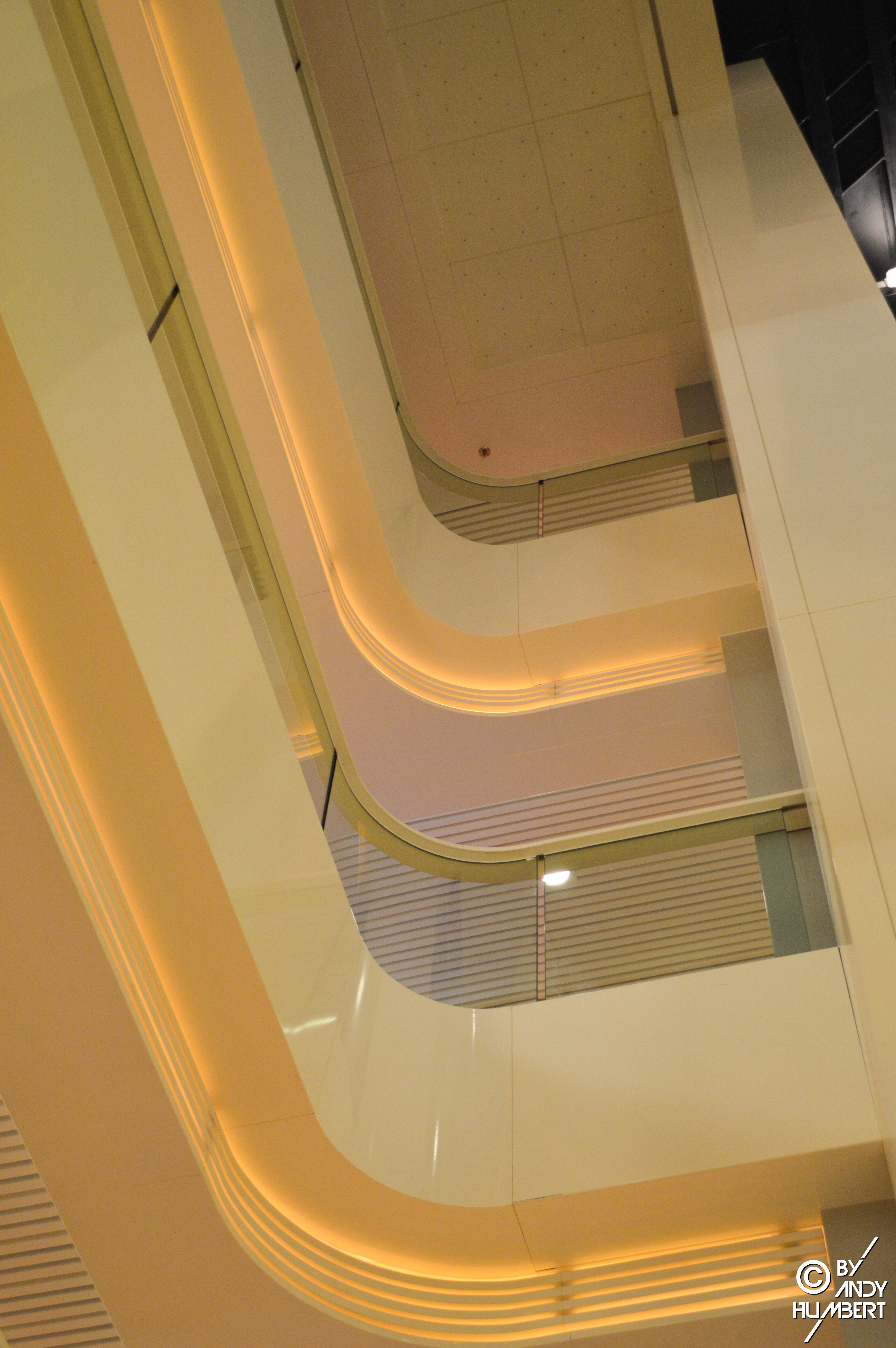 Atrium (ponts 6 à 9)