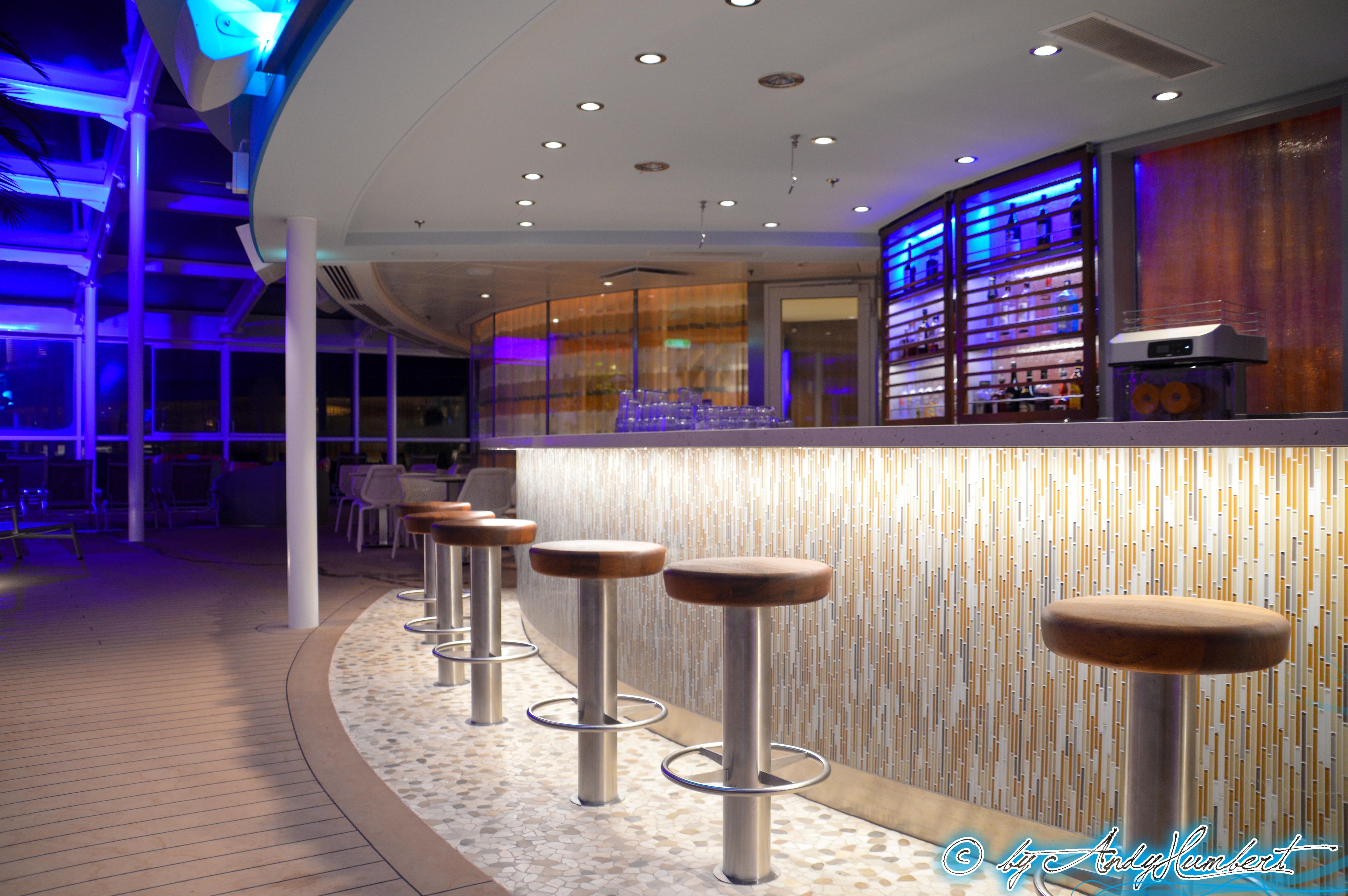 Sunshine Bar (pont 14)