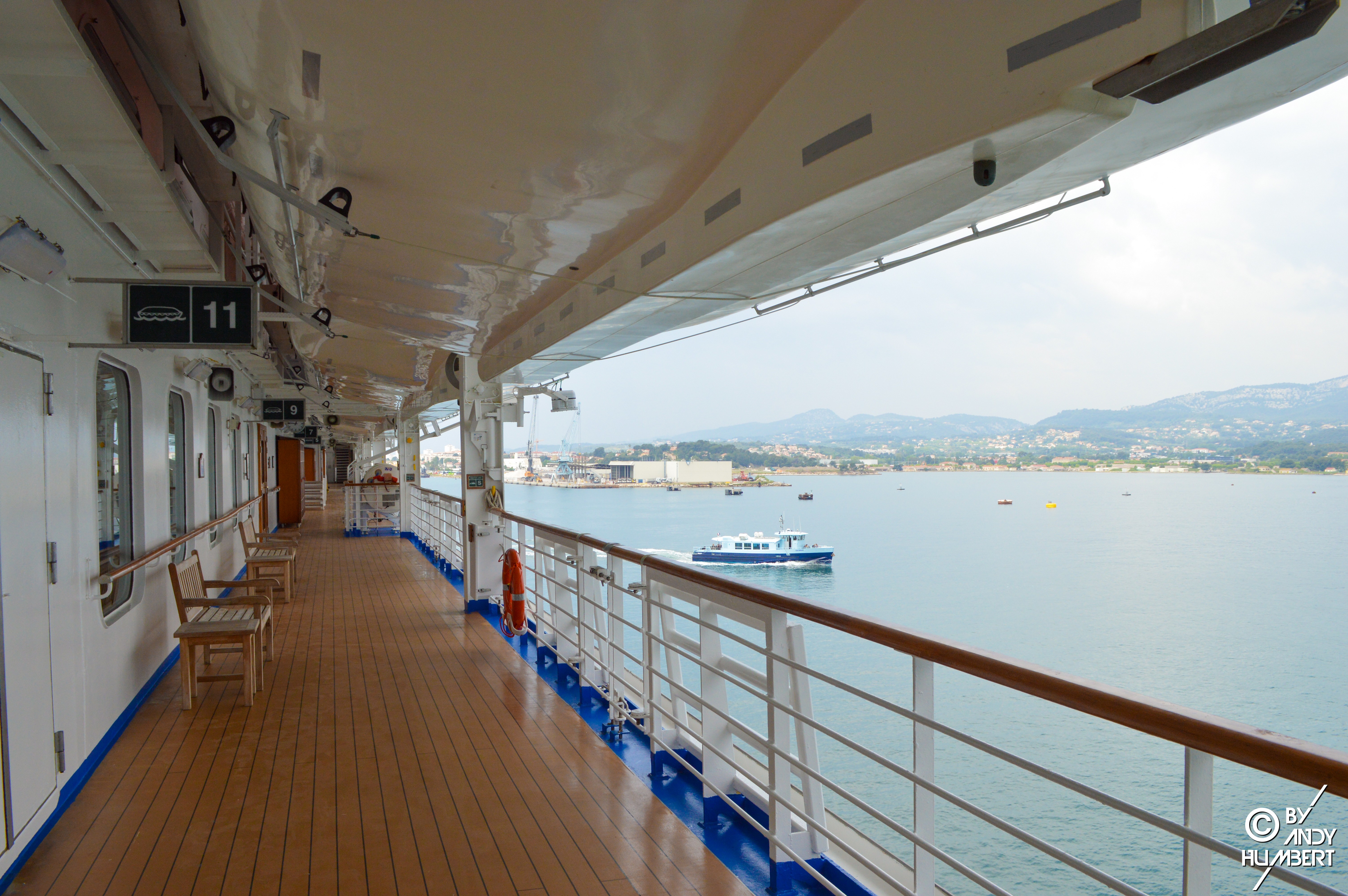Promenade Deck (ponts 7 & 8)