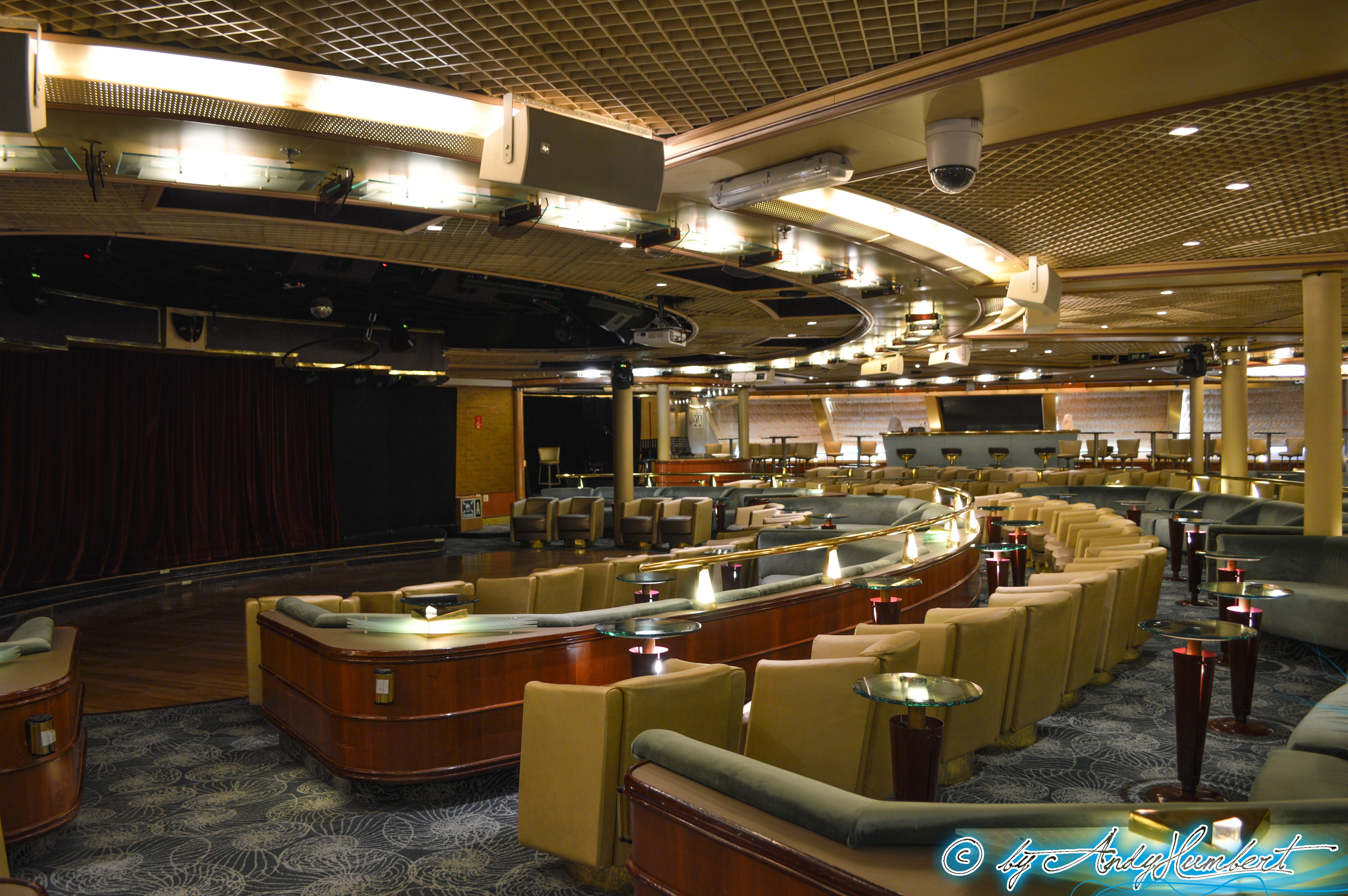 Muses Lounge (pont 5 Dionyssos)