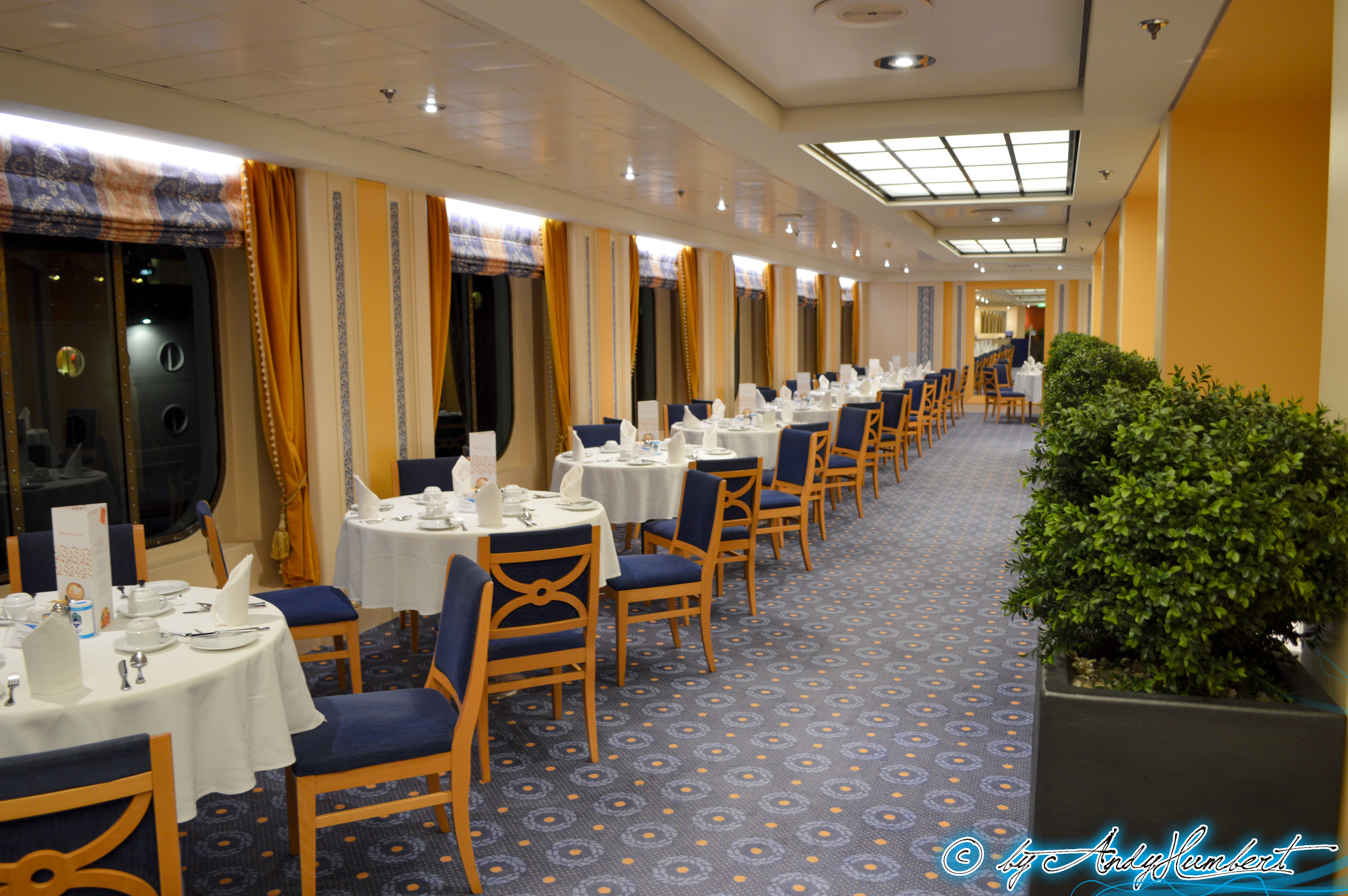 Restaurant Saint Tropez (pont 6)