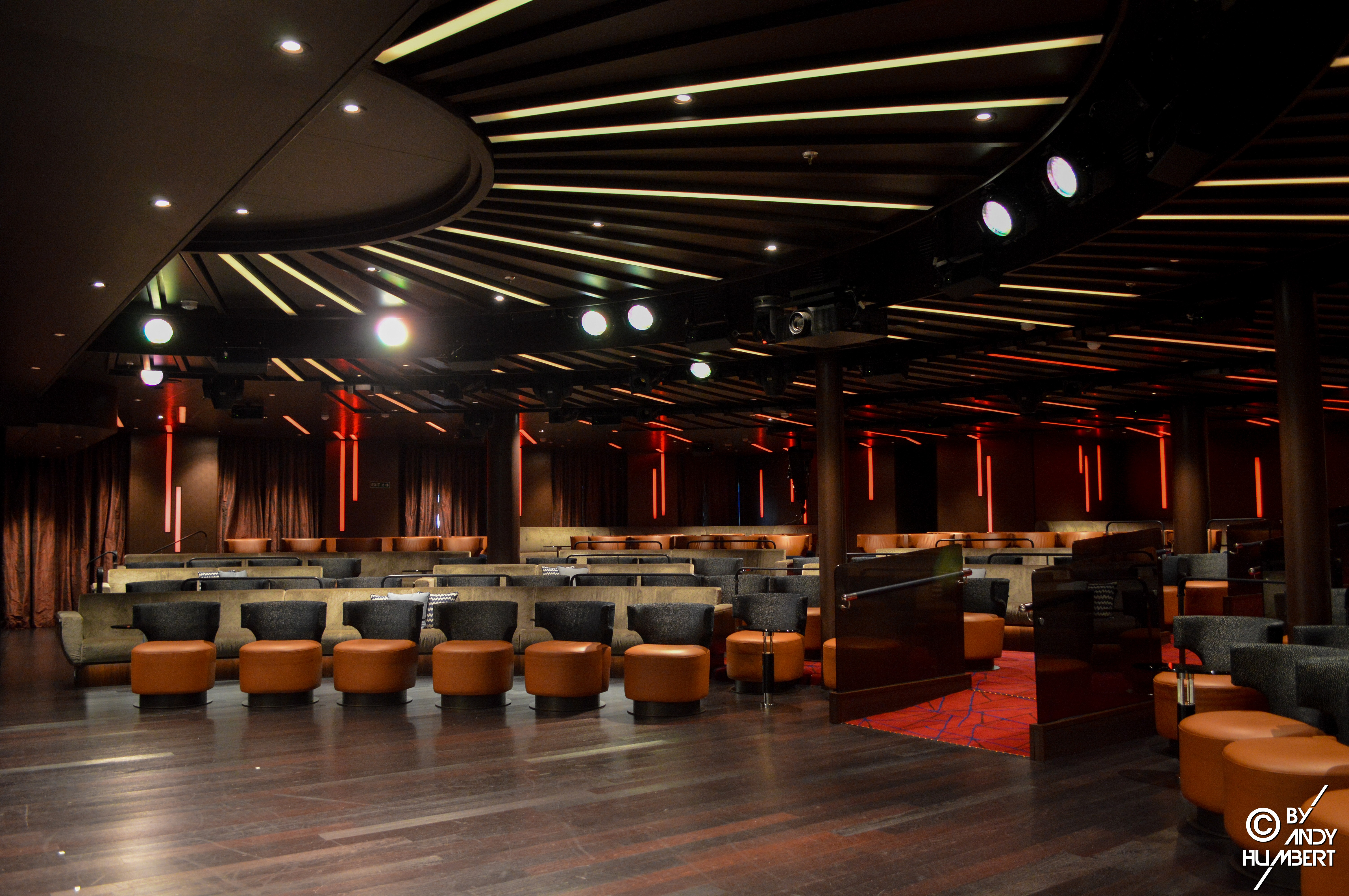 Grand Salon (pont 6)