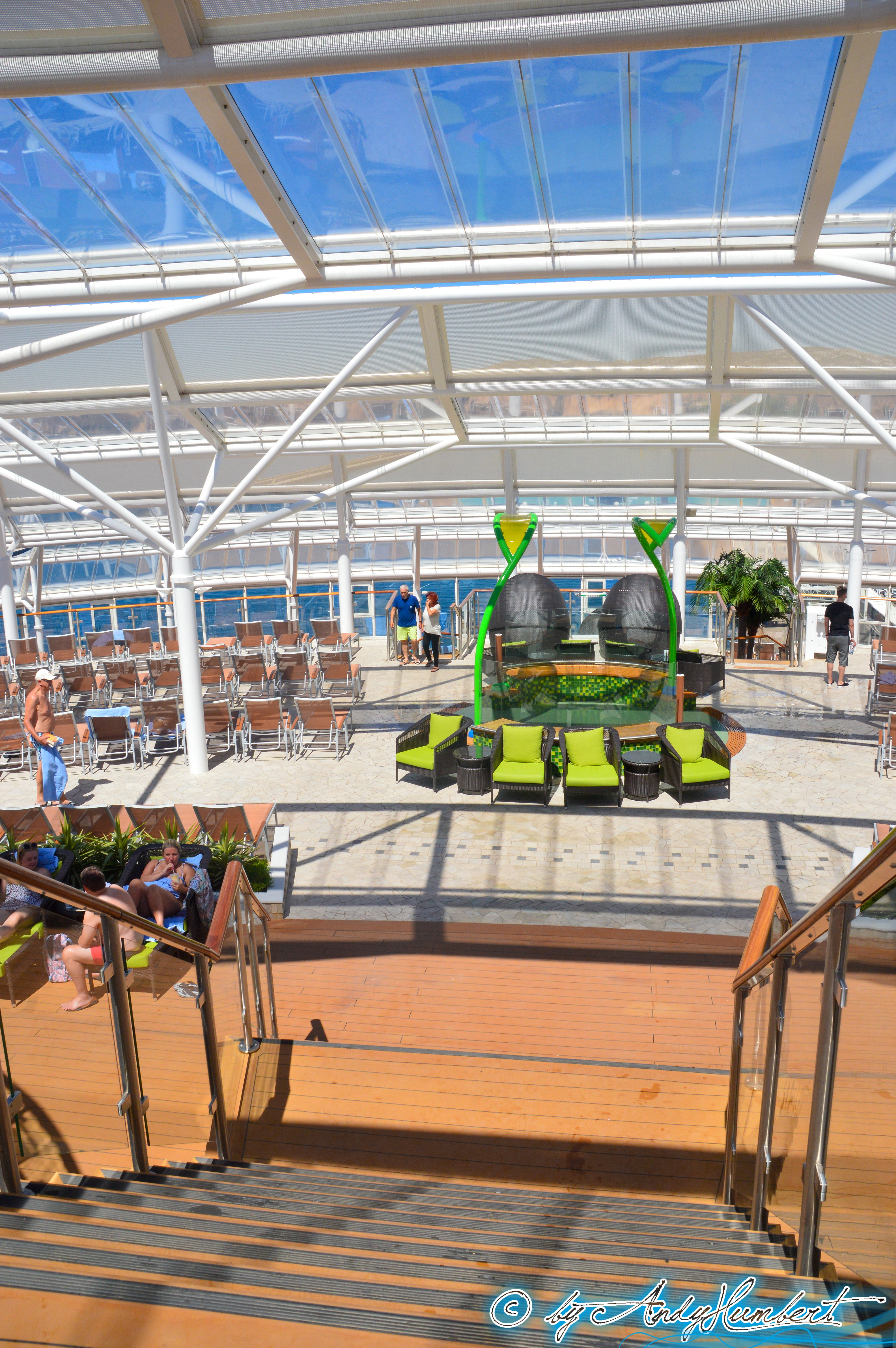 Solarium (ponts 14, 15 & 16)