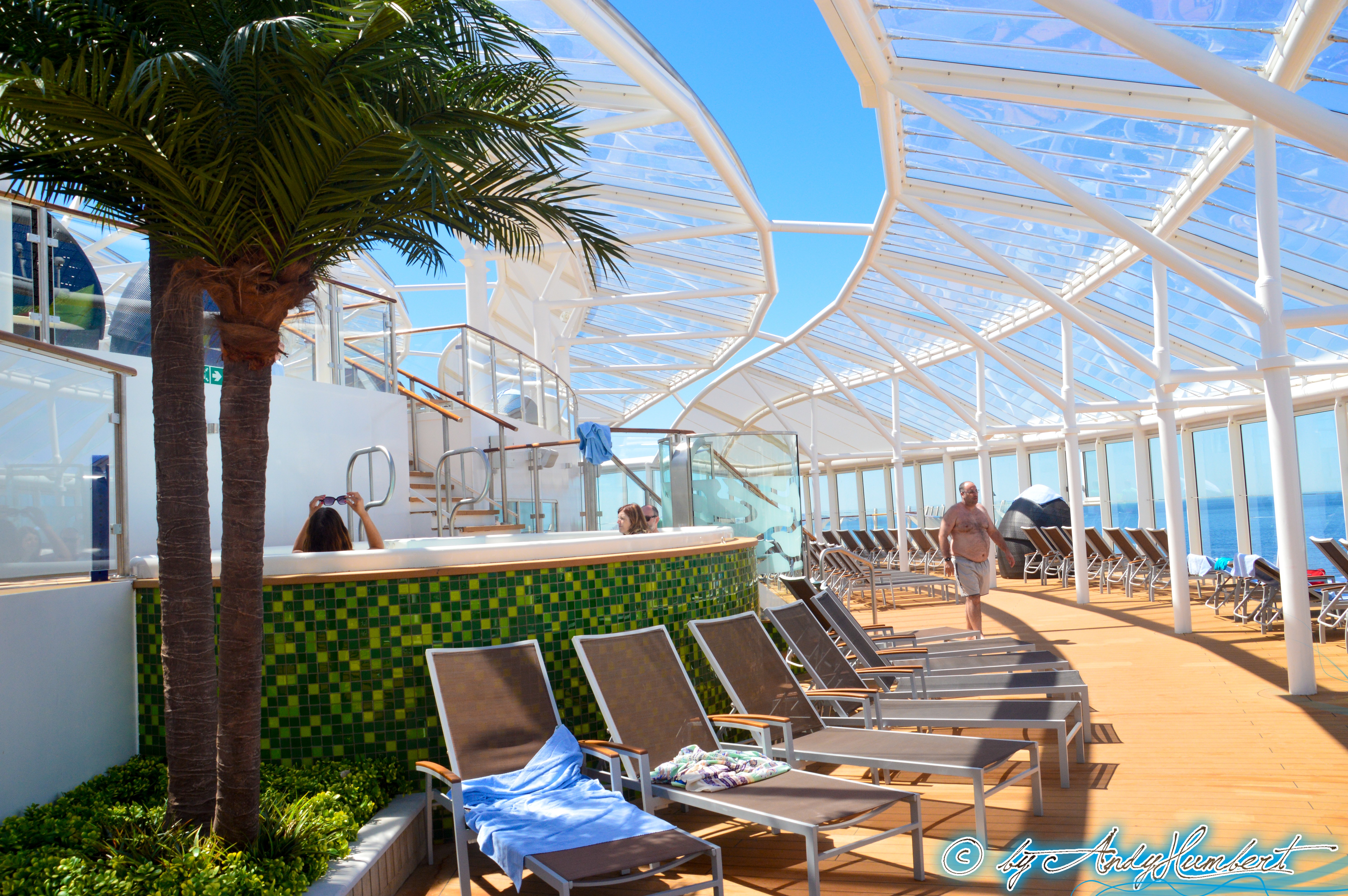 Solarium (ponts 14, 15 & 16)