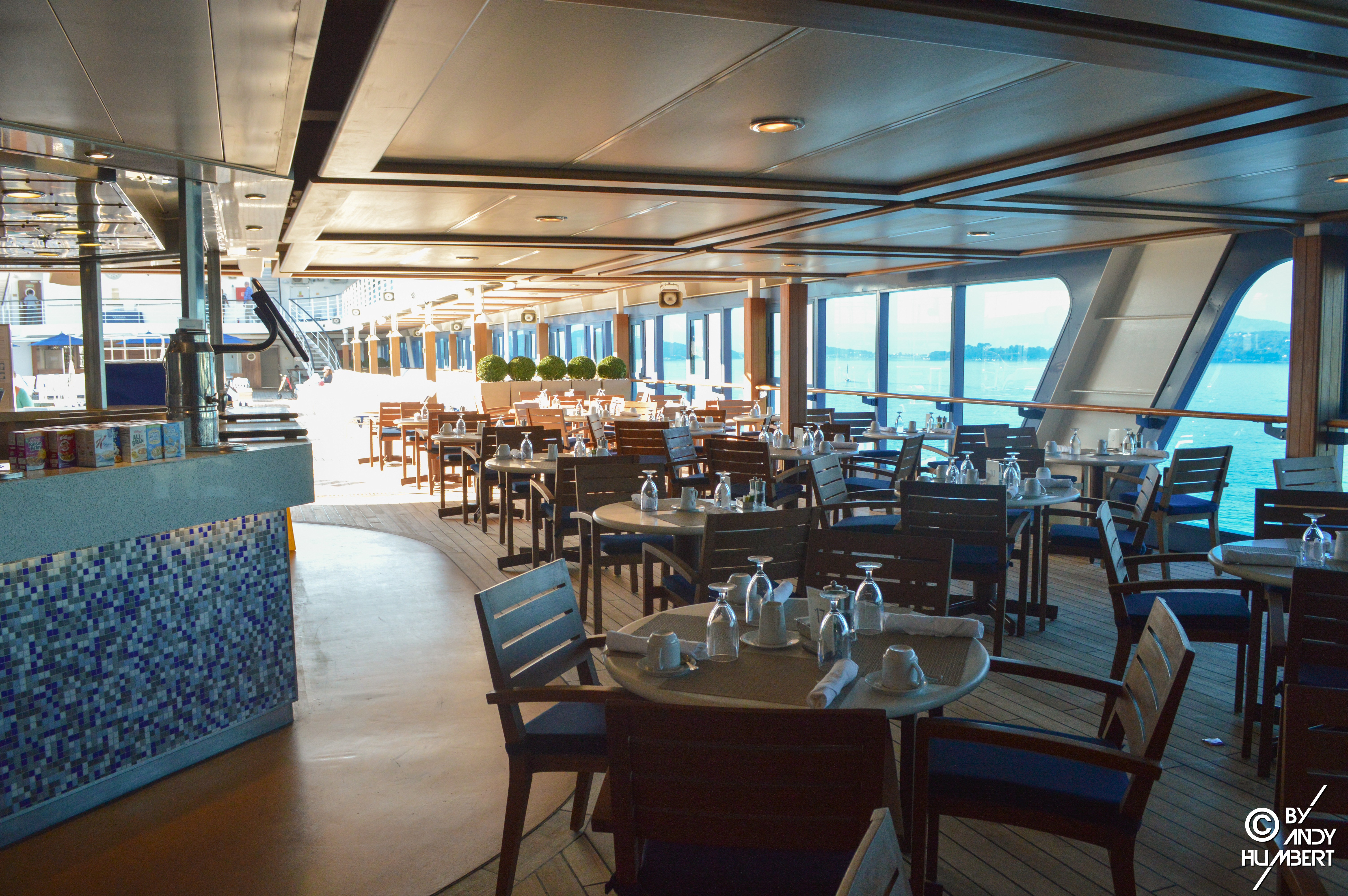 Waves Grill (pont 9)