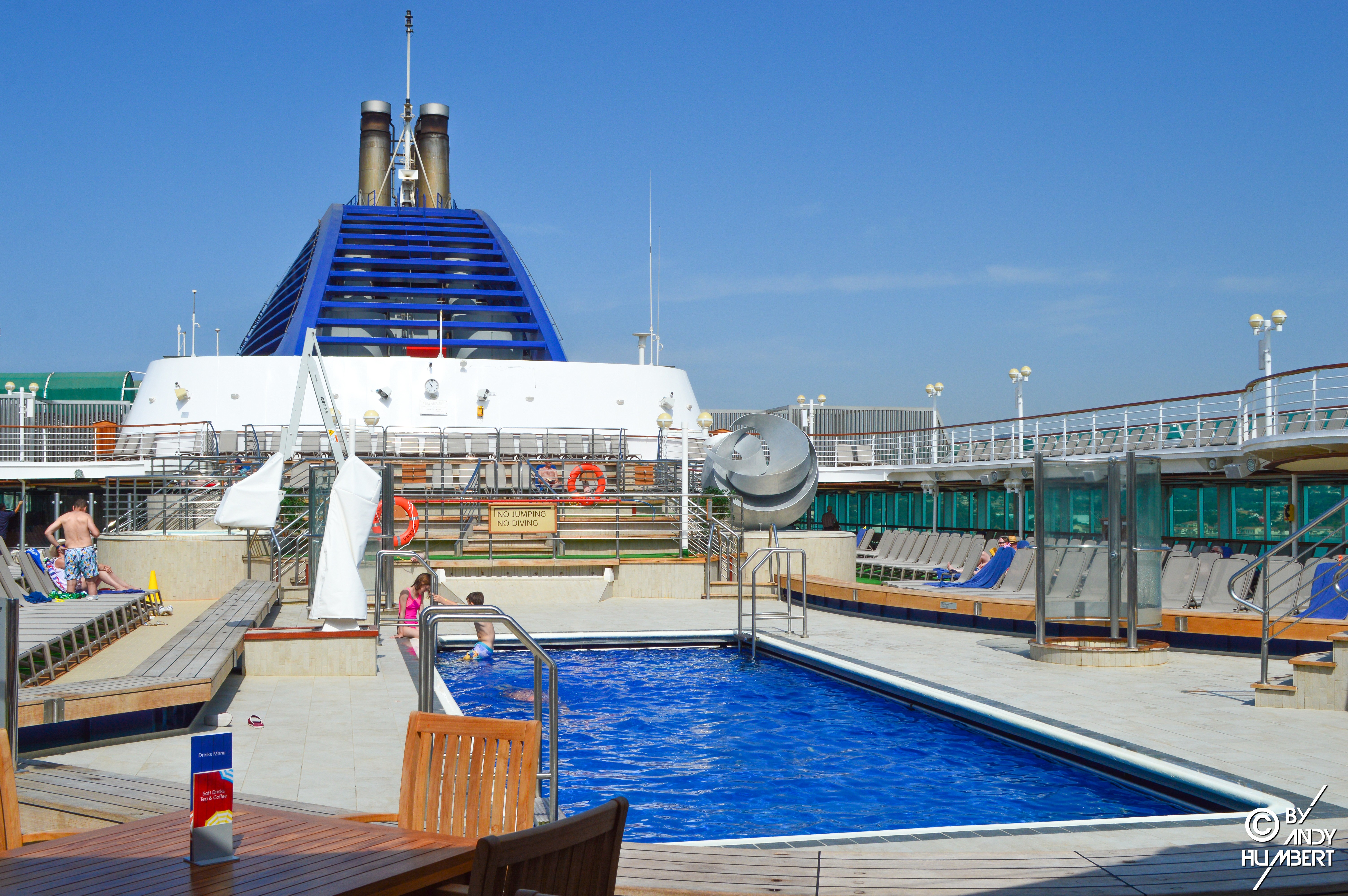 Riviera / Crystal Pools (pont 12)