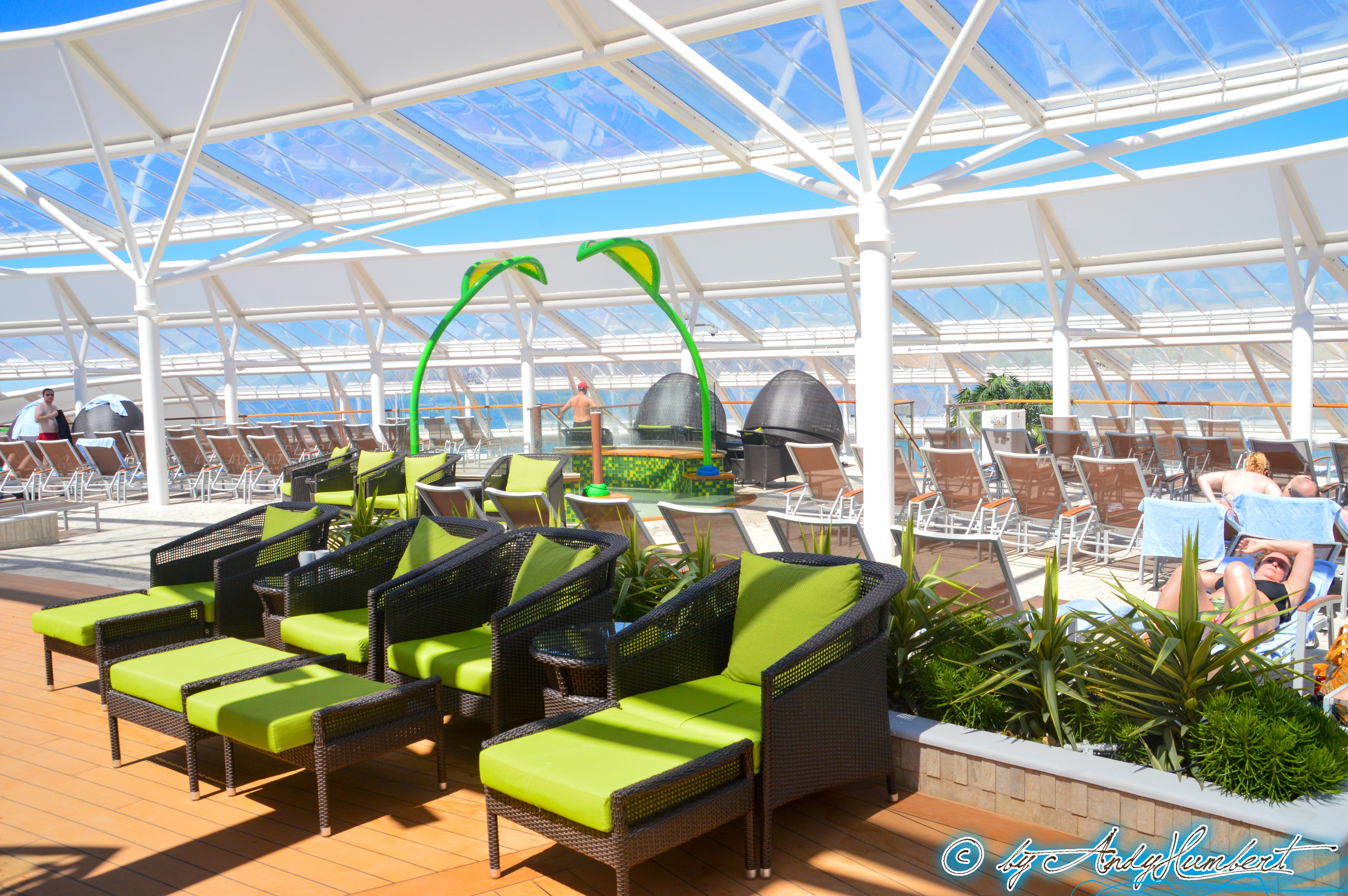 Solarium (ponts 14, 15 & 16)