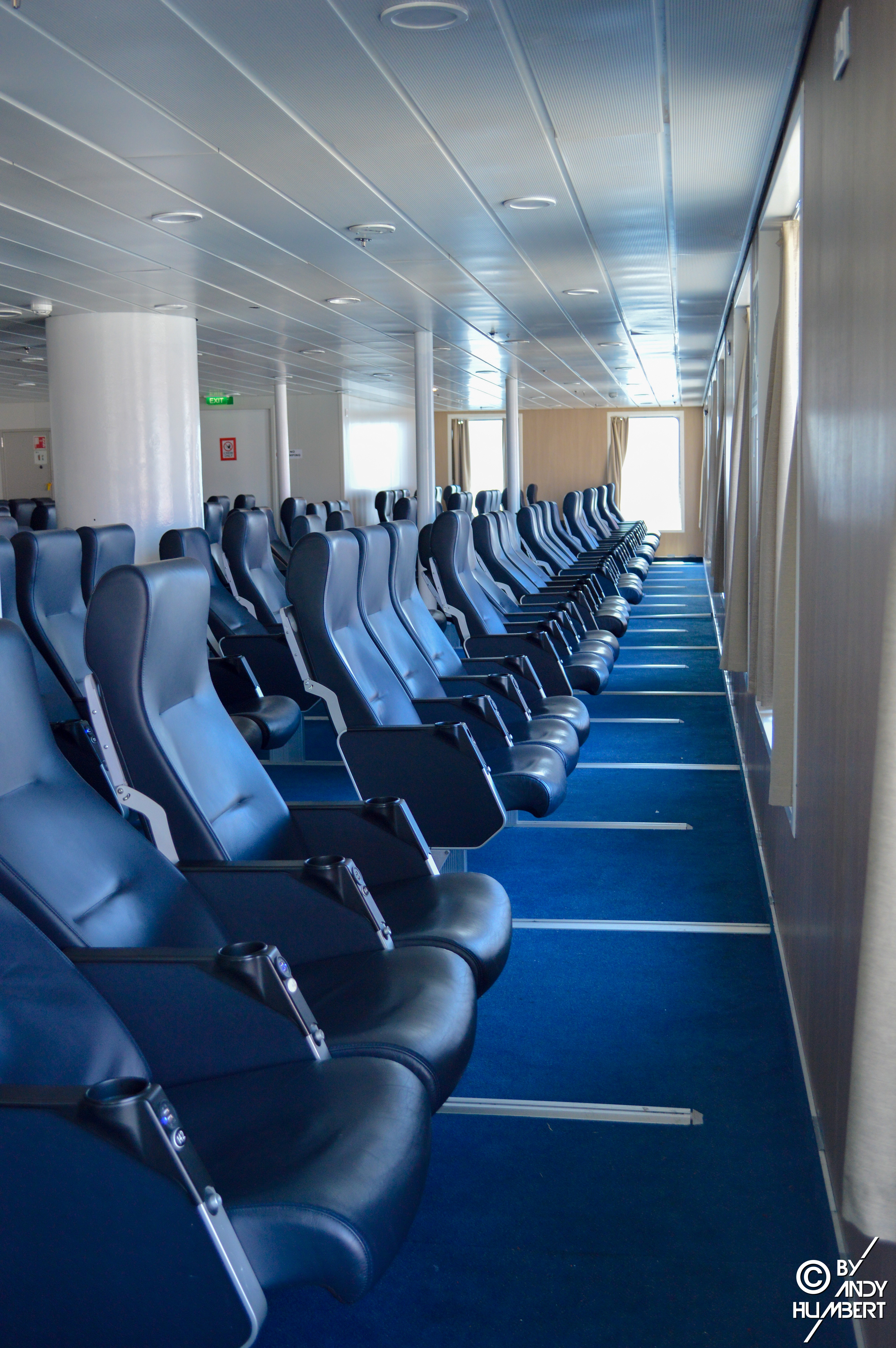 Salon fauteuils 3 (pont 8)