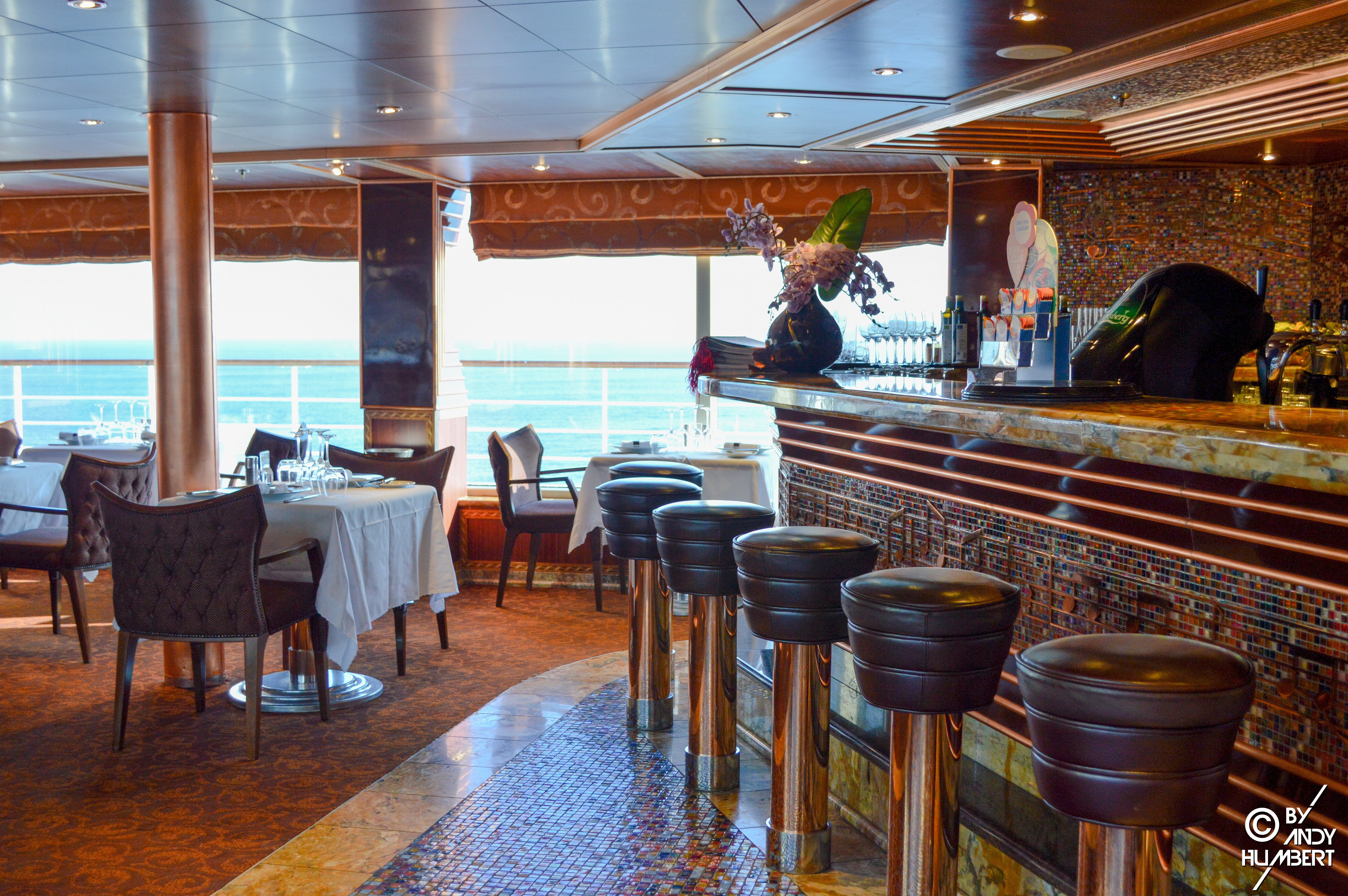Restaurant Club Blue Moon (pont 11)